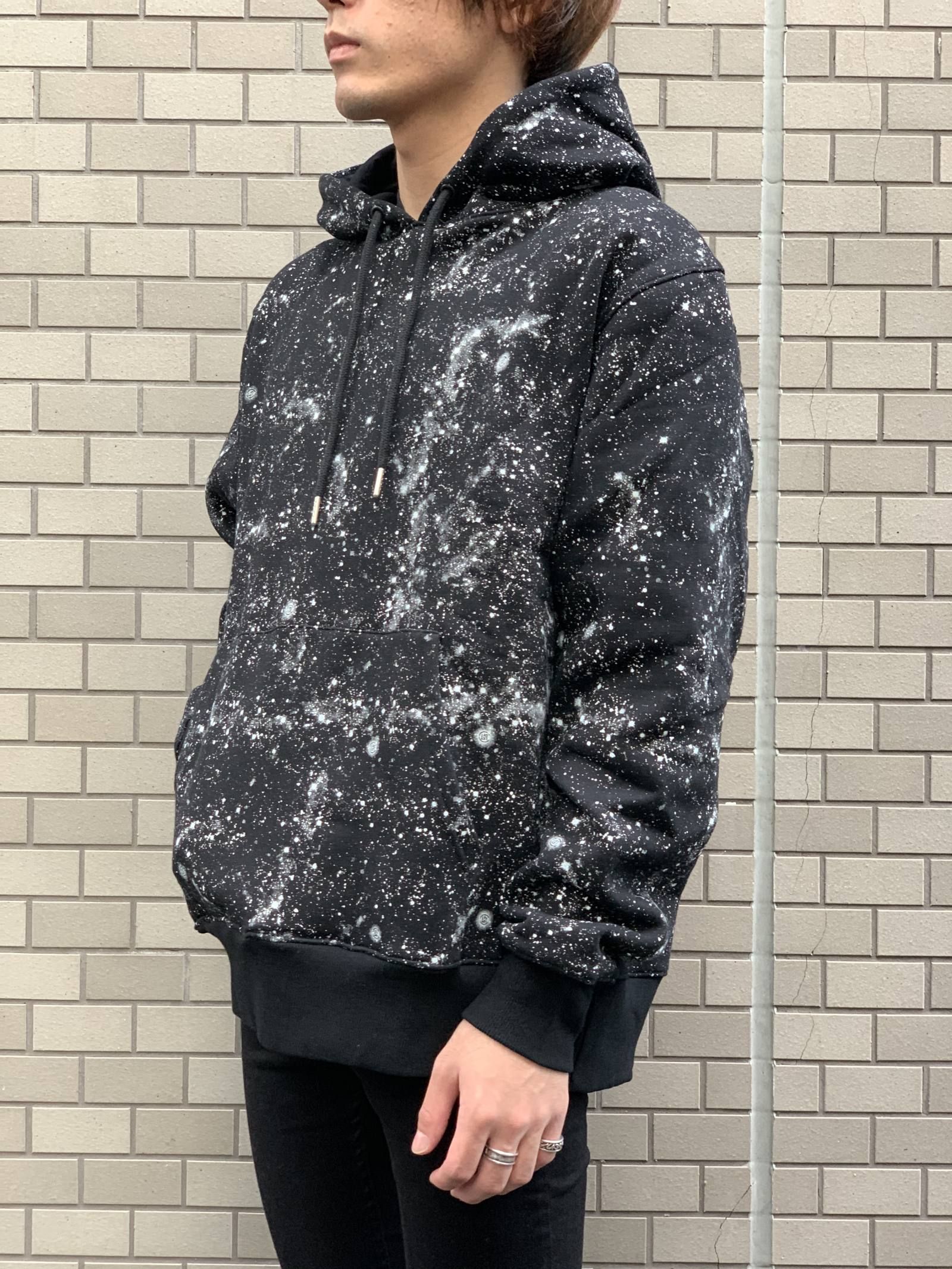 【残り一点】 スター スプレープリント プルオーバーパーカー STARS ALL OVER HOODIE - BLACK