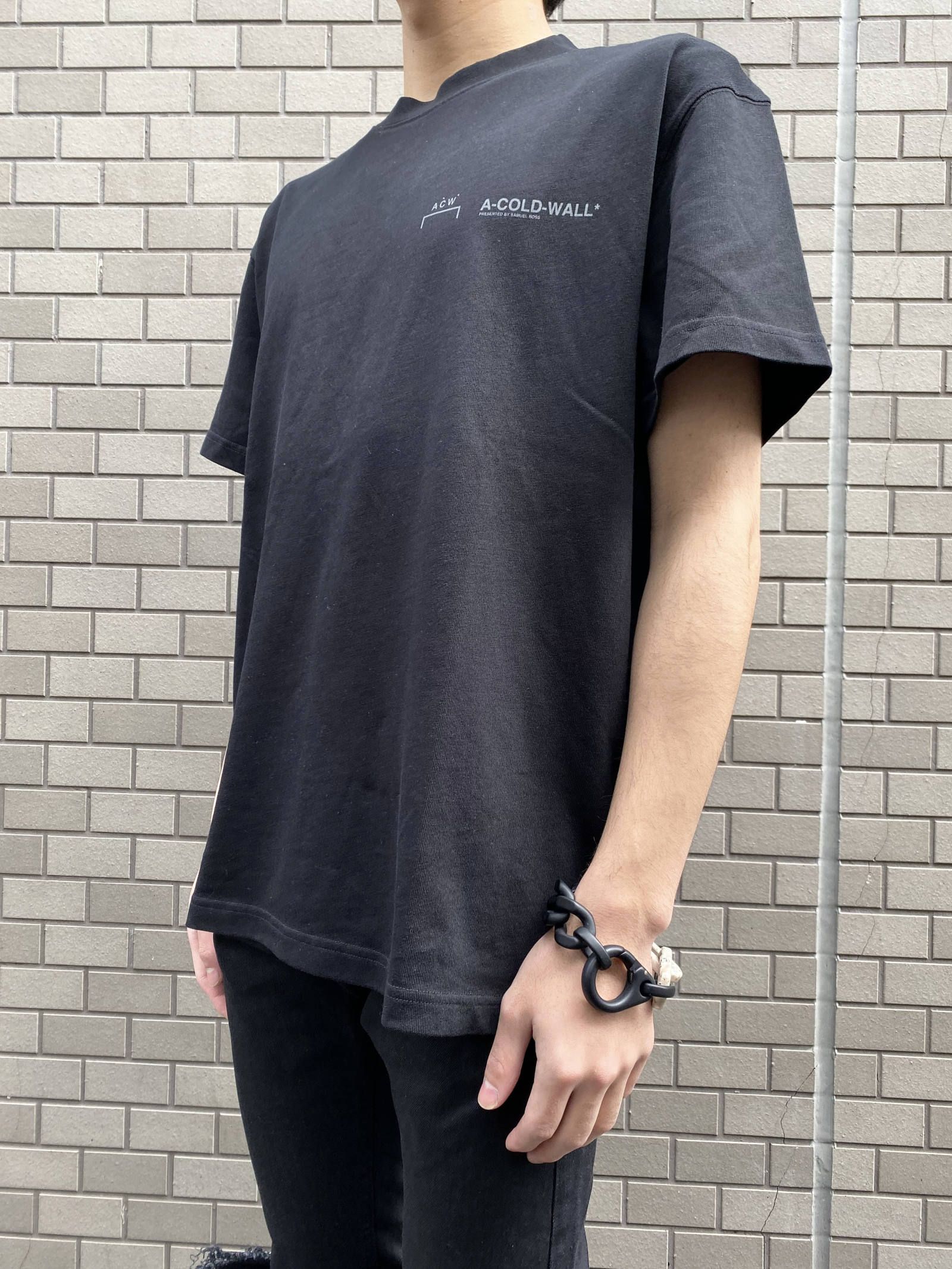 ロゴプリントカットソー LOGO T SHIRT - BLACK