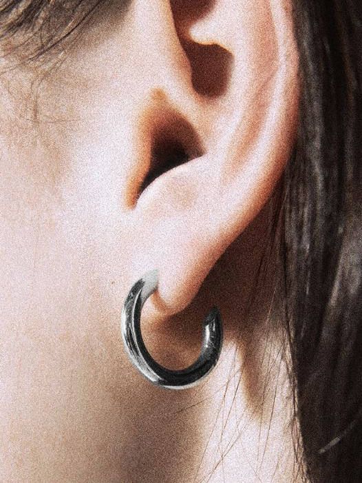 【プレゼントにもオススメ】NIL DUE / NIL UN TOKYO フープピアス❗️
