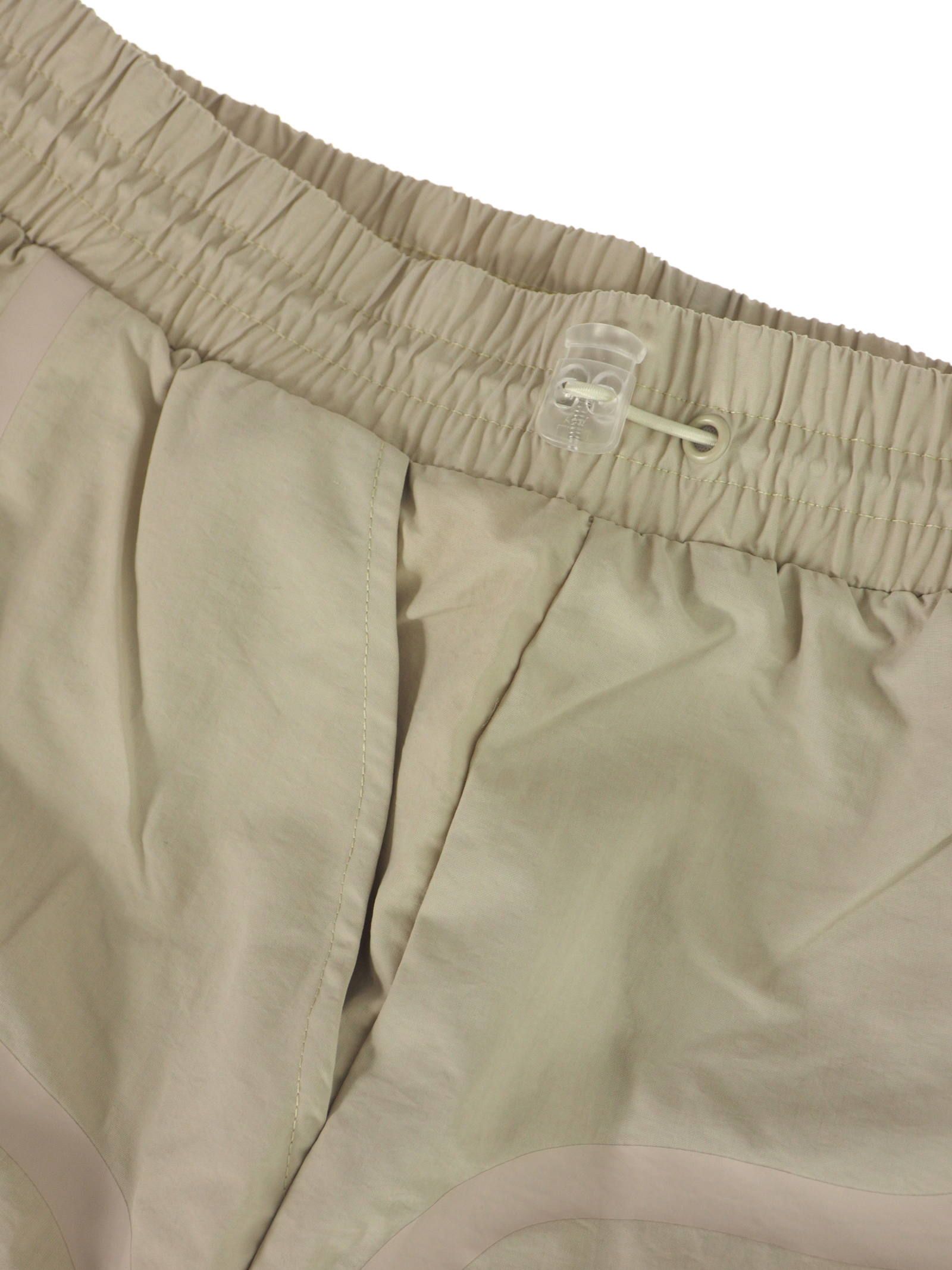 テーププリント トラックショーツ BRACKET TAPED TRACK SHORTS MOONBEAM