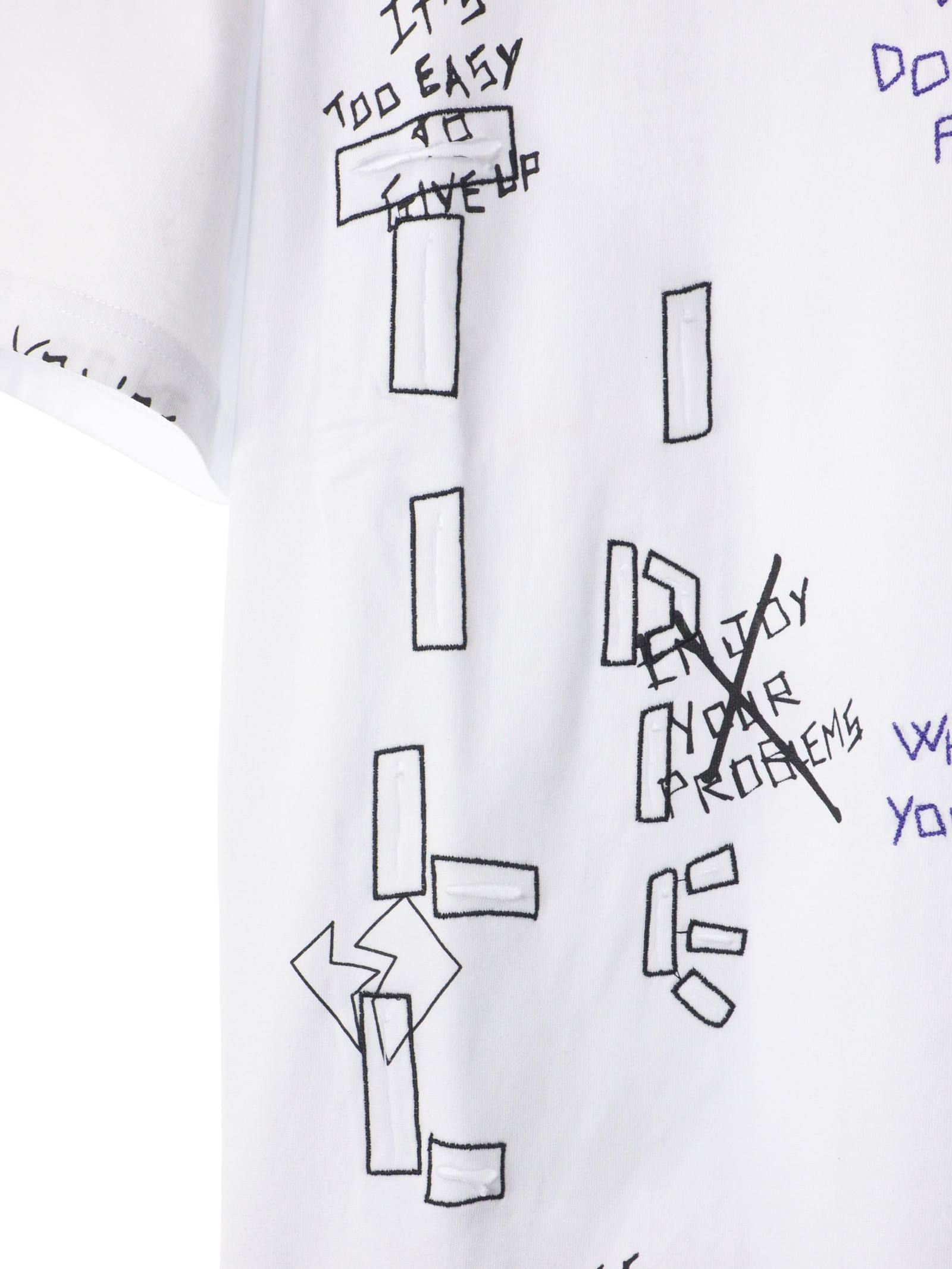 総柄 刺繍プリント Tシャツ WRITTINGS T-SHIRT ホワイト