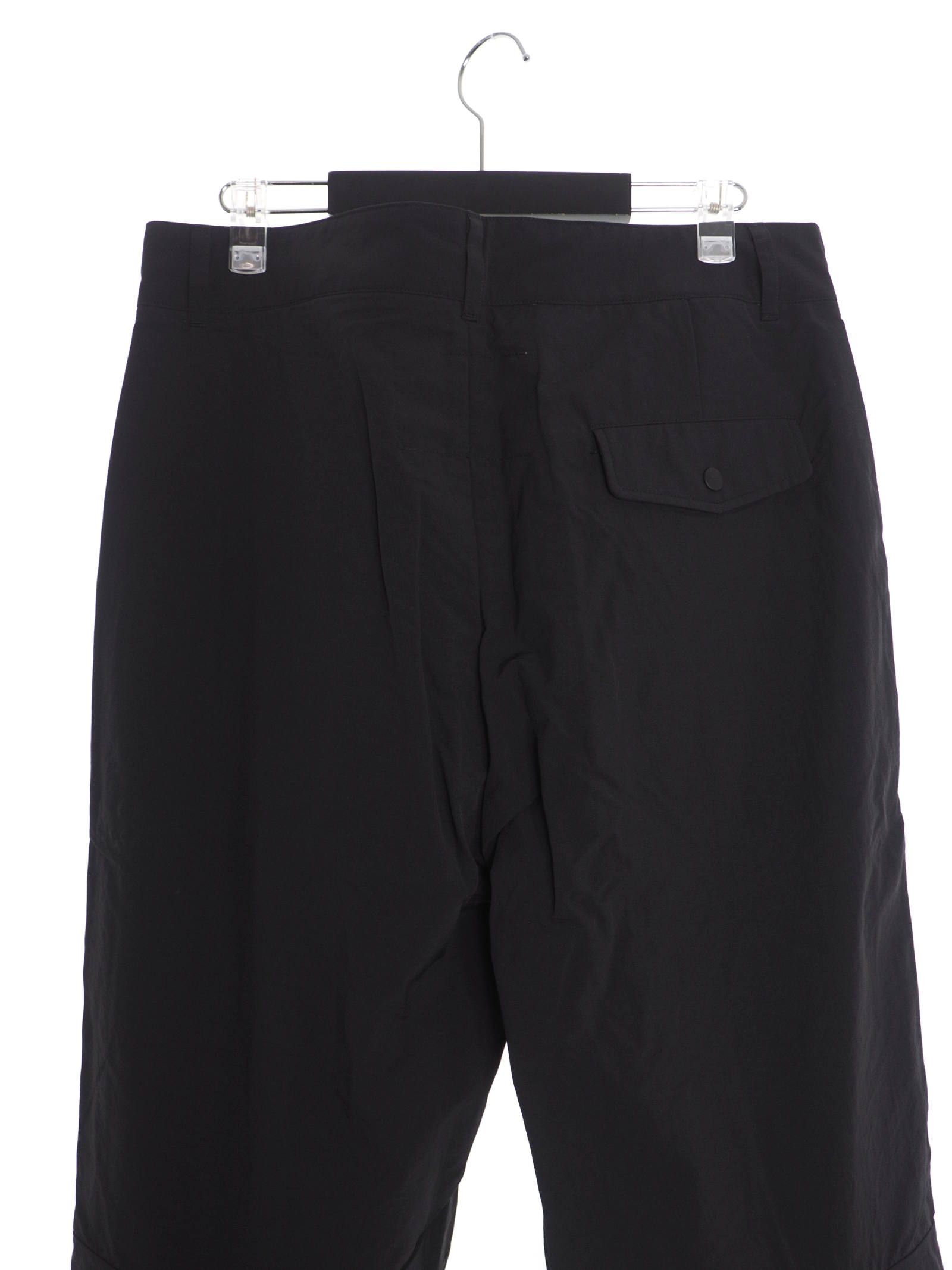 カーブ ナイロン カーゴパンツ CURVE TROUSER BLACK