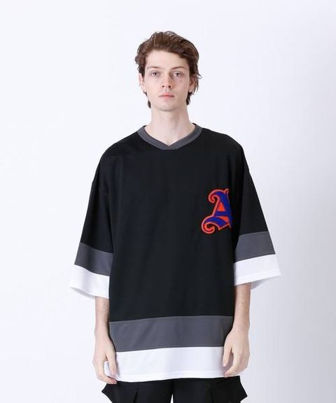 ロゴプリント スーパービッグTシャツ HOKEY TEE