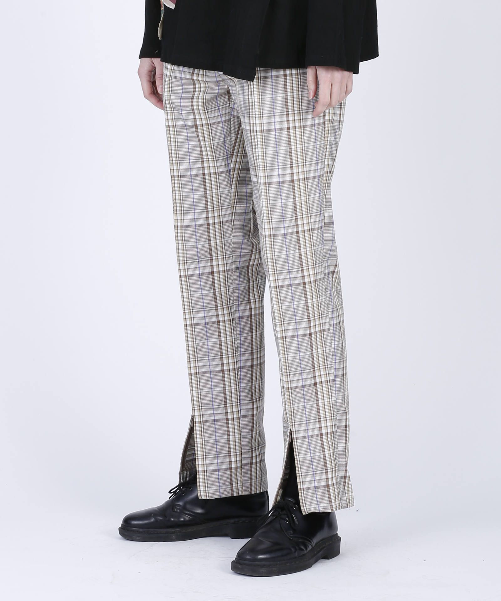 ADANS - センタースリット入り スラックス / SLIT CHECK SLACKS