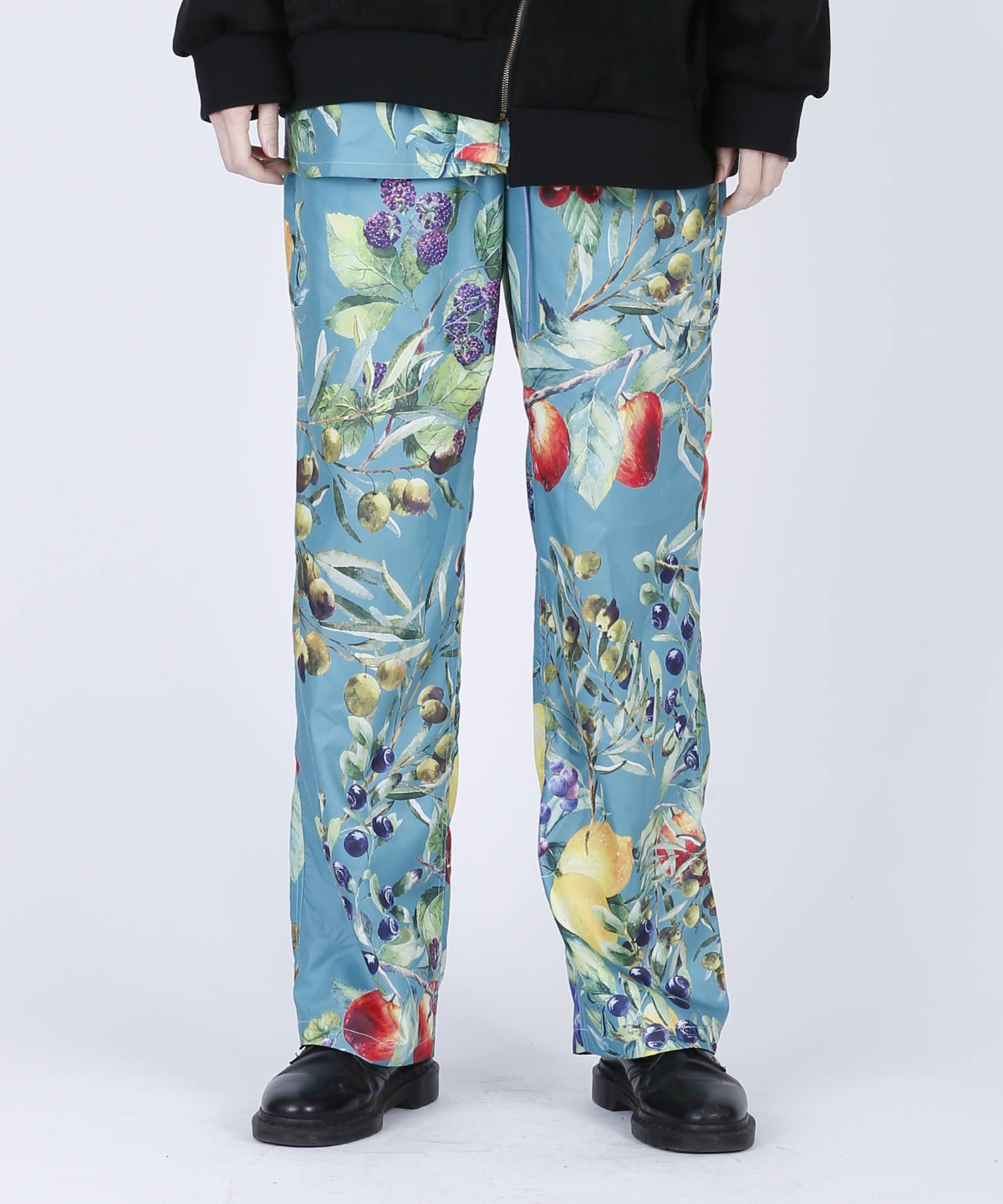 果物柄 総柄 イージーパンツ / FRUITS PATTERN PANTS / ブルー