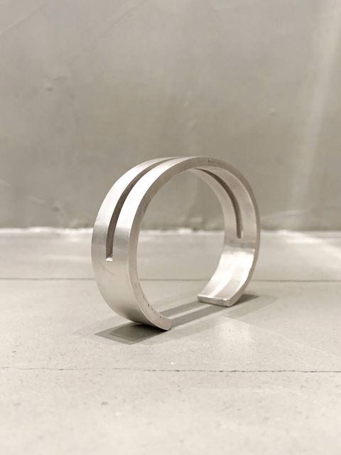ウルトラリダクション スリットブレスレット ULTRAR EDUCTION SLIT B RACELET BRASS