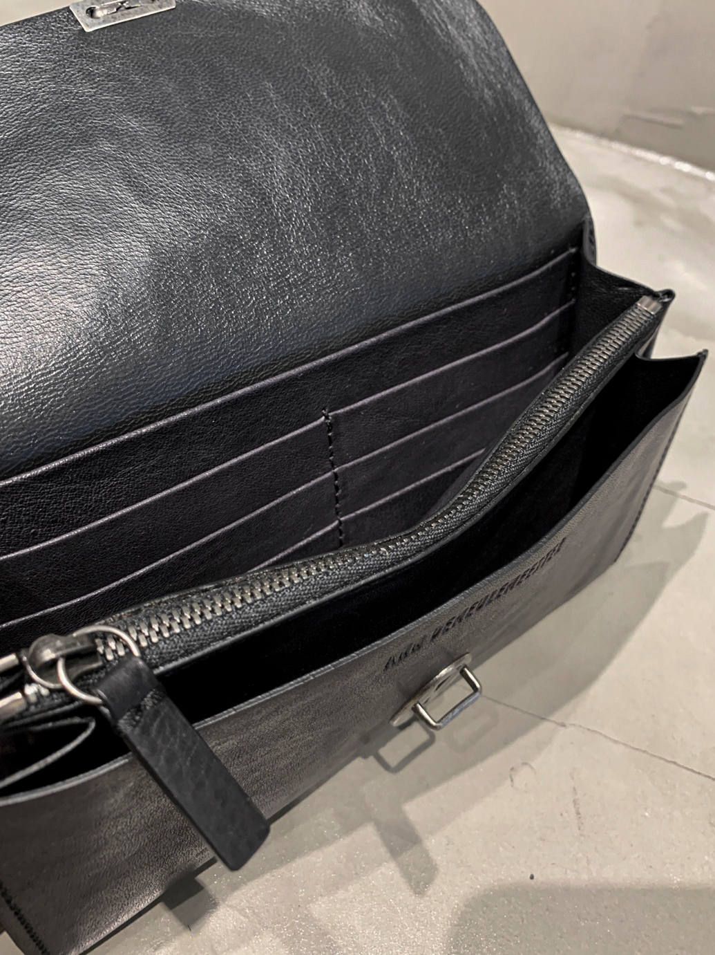 ANN DEMEULEMEESTER 長財布 ANN DEMEULEMEESTER - ロングウォレット Long Wallet BLACK | STORY