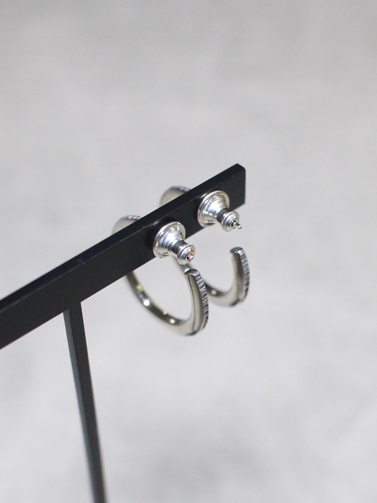 【取り寄せ】 レイン  フープ ピアス / thin rain pierce / シルバー
