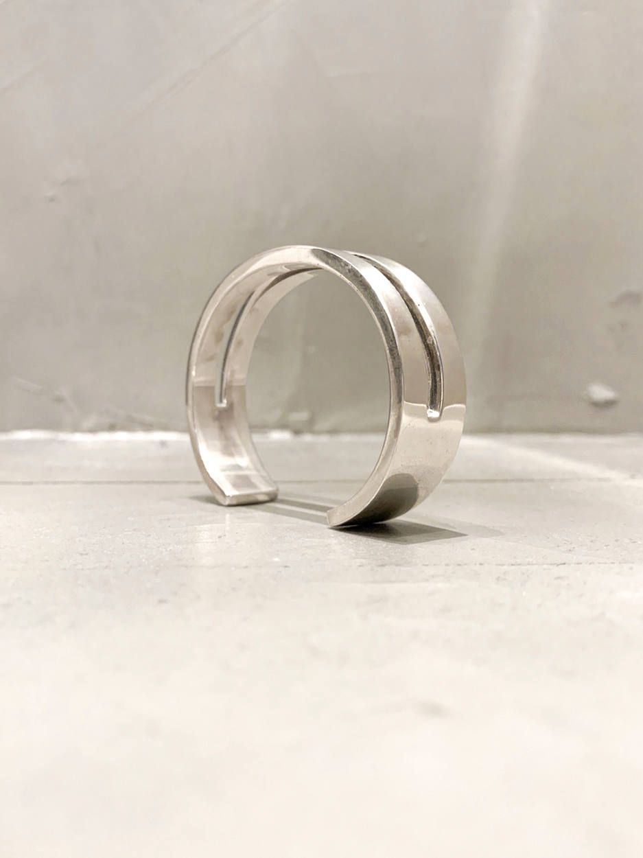 ウルトラリダクション スリットブレスレット ULTRAR EDUCTION SLIT B RACELET SILVER