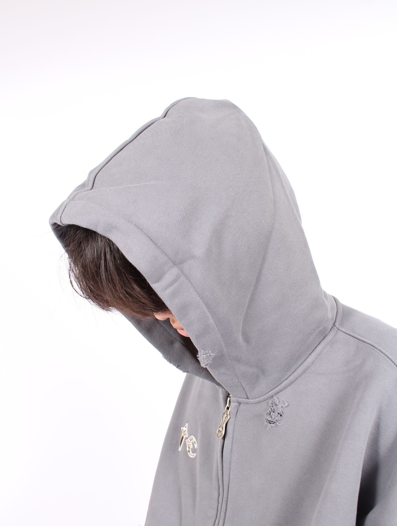 【25AW】レザー フレーム ジップアップ パーカー / LEATHER FLAME HOODED ZIP-UP / グレー