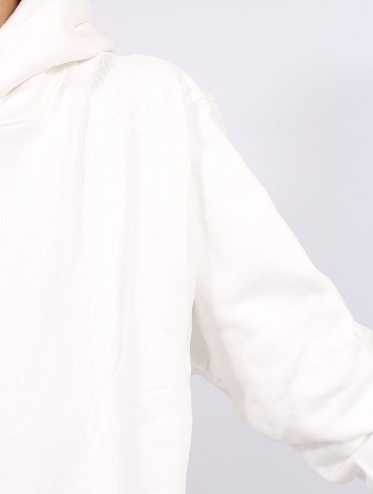 【25AW】アーマー フーディー TCロゴ スタッズ パーカー / ARMOR HOODIE / ホワイト