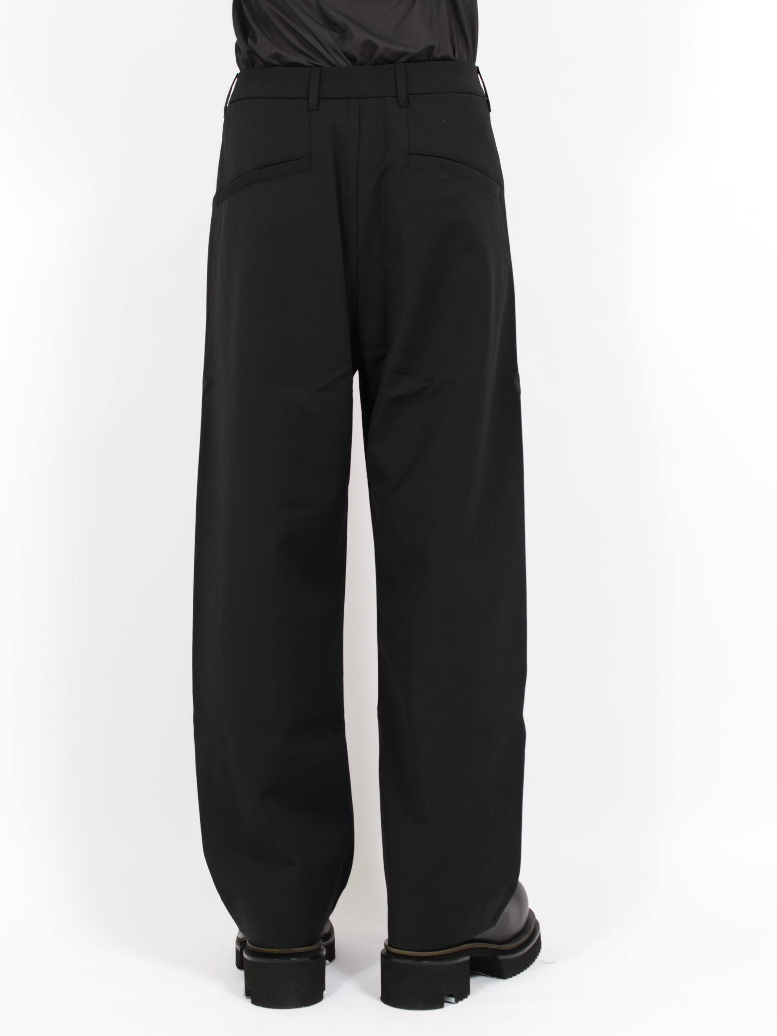 ラウンジ カーブ パンツ / LOUNGE CURVE PANT / ブラック
