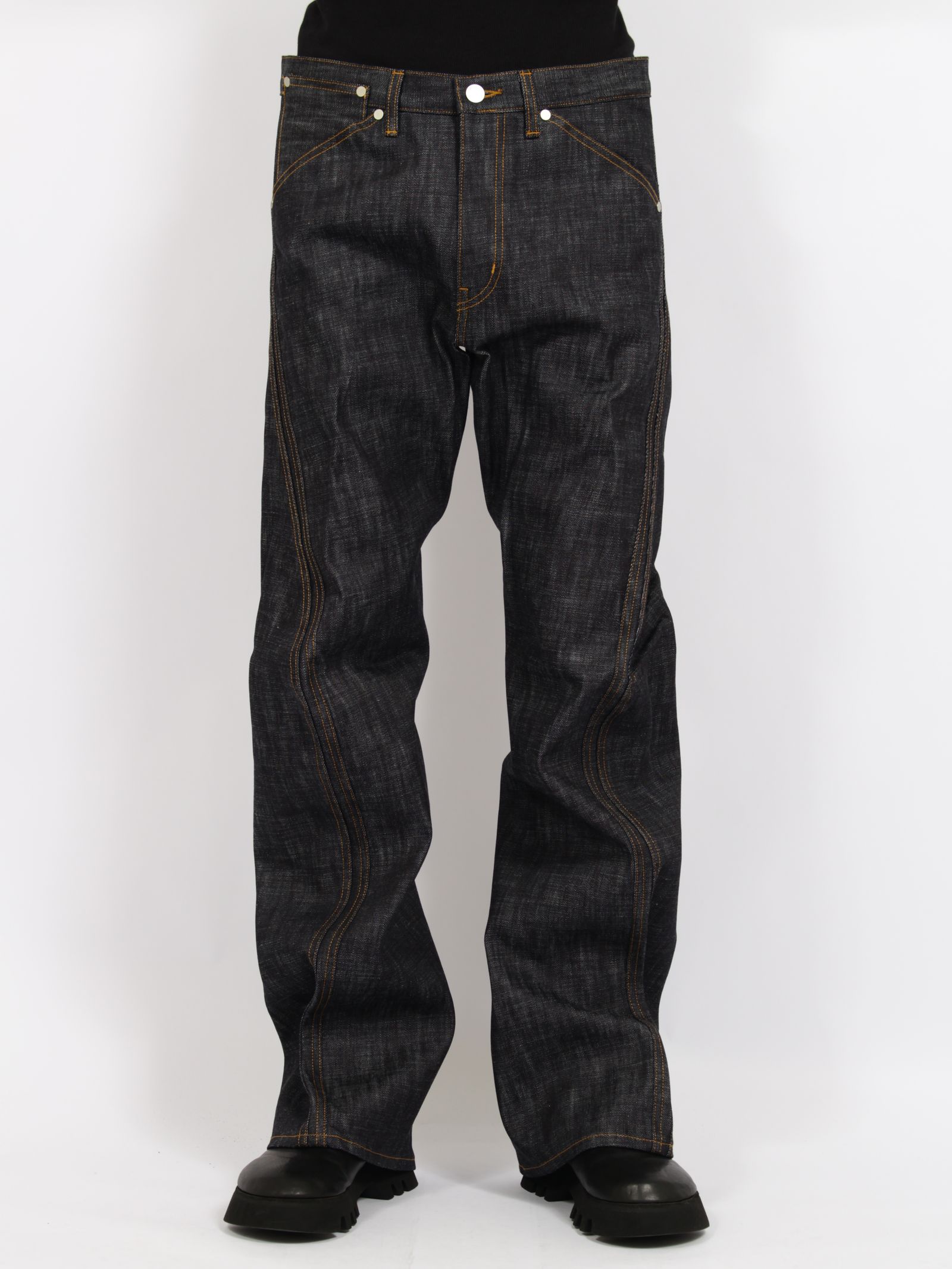 【26AW】新モデル 3D ツイステッド ジーンズ  / 3D TWISTED JEANS  / RAW INDIGO (ロー インディゴ)