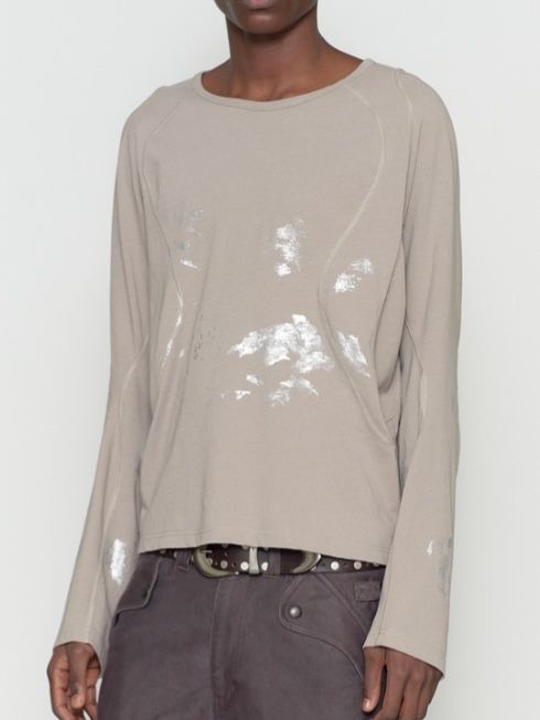 【26AW】フォイル プリント スプラッター ロング スリーブ Tシャツ / FOIL PAINT SPLATTER LONG SLEEVE T-SHIRT / CLAY(ベージュ)
