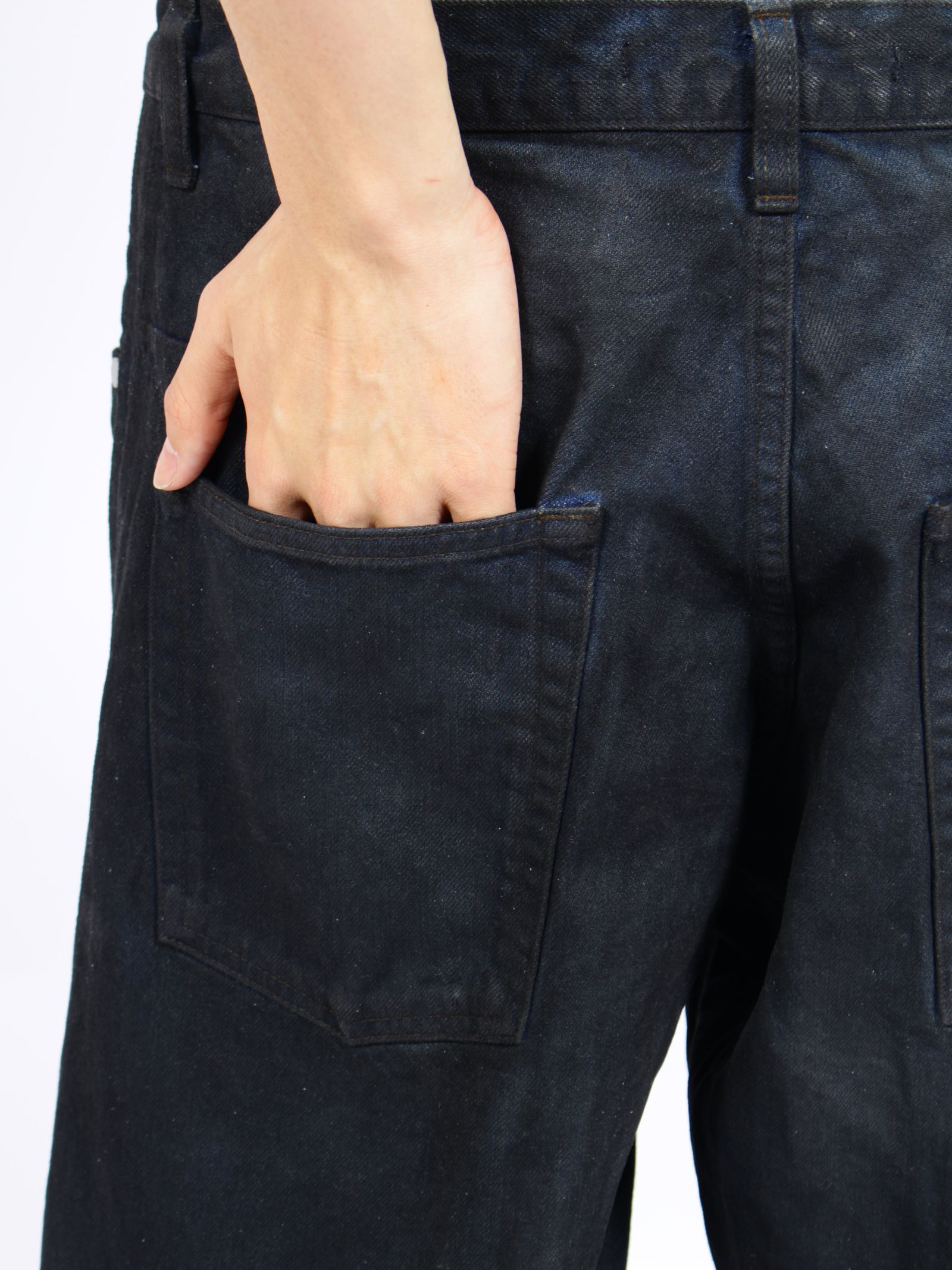 【26AW】3D ツイステッド ワイド レッグ ジーンズ デニム パンツ コーティング加工 / 3D TWISTED WIDE LEG JEANS / LUSTER COATED INDIGO(インディゴ)