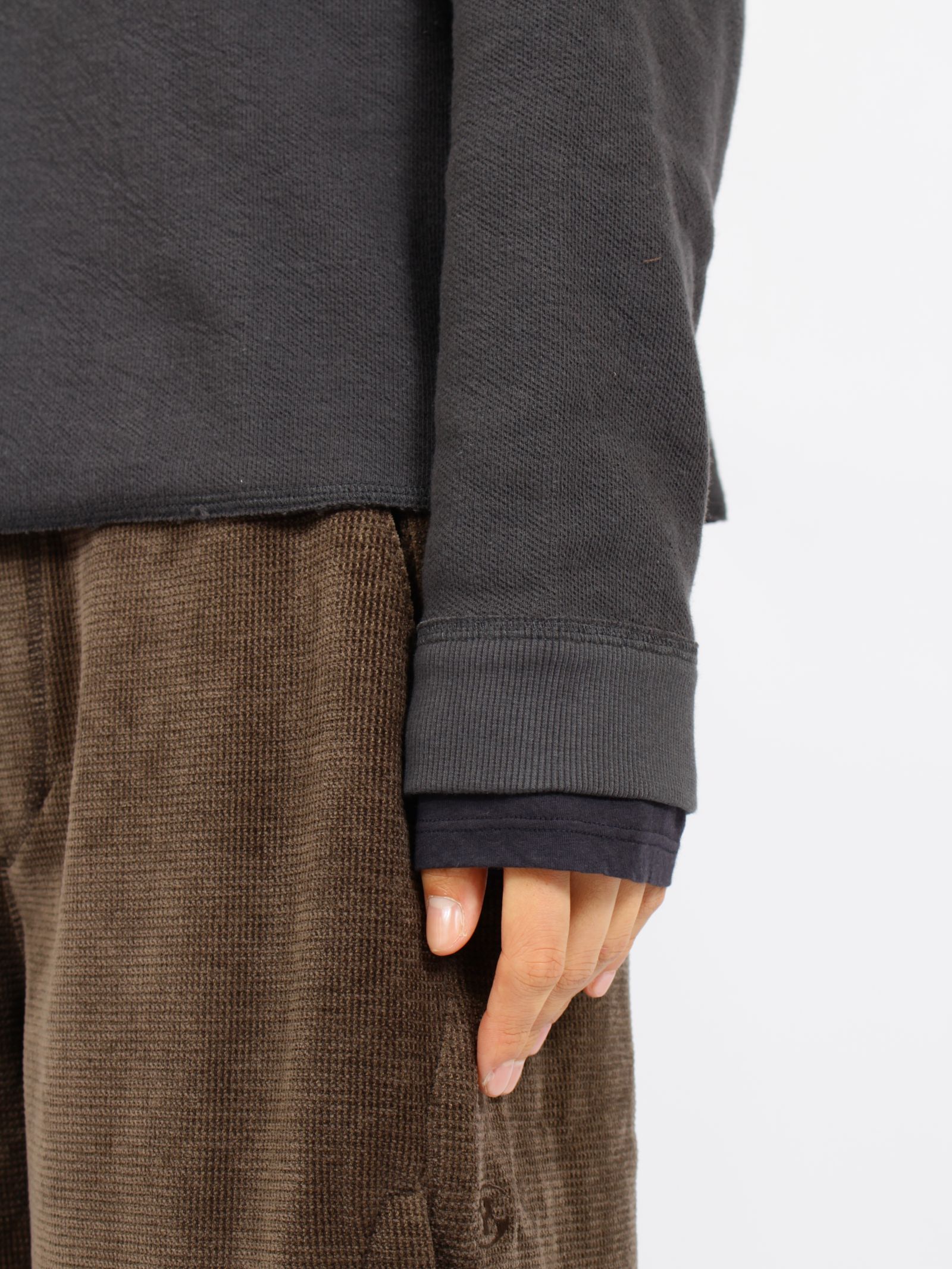 【26AW】ローラブル クルー ネック 長袖 カットソー / ROLLABLE CREW NECK / チャコール
