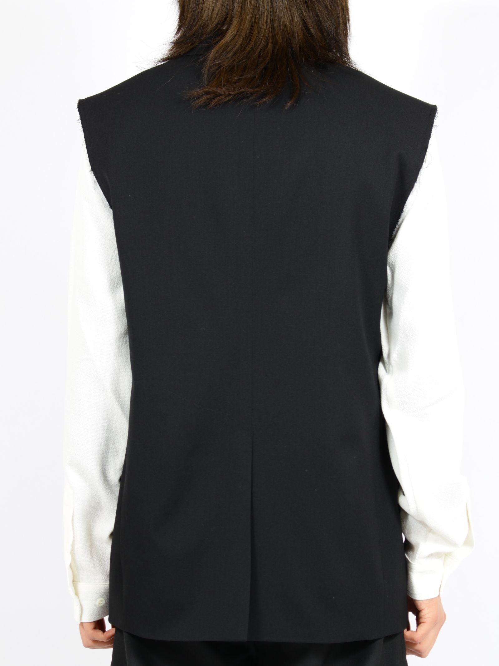 【26SS】スリーブレス カットオフ テーラードジャケット / SLEEVELESS TAILORED JKT / ブラック