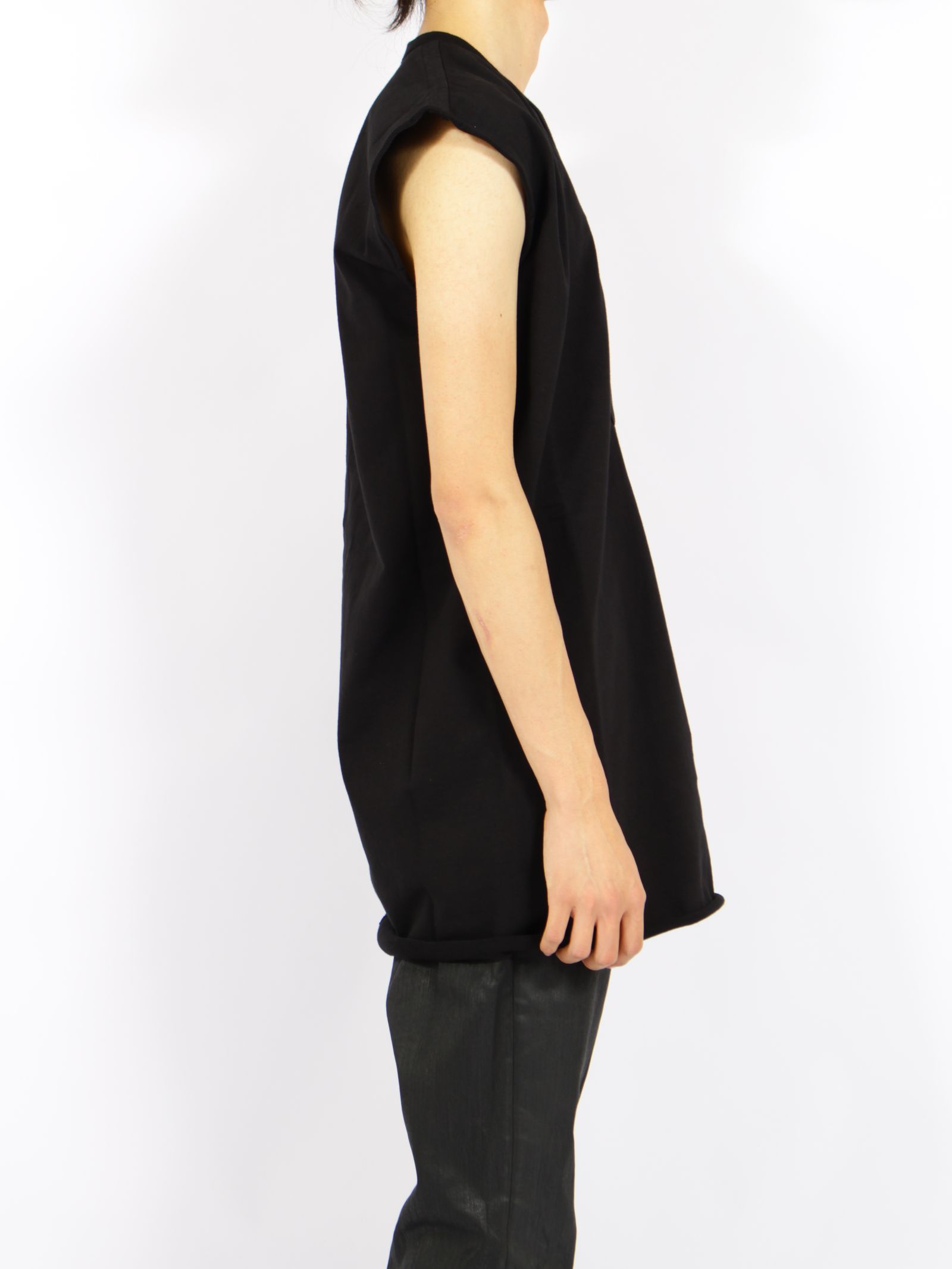 【26AW】ディラン Tシャツ Vネック カットソー  / DYLAN T / ブラック