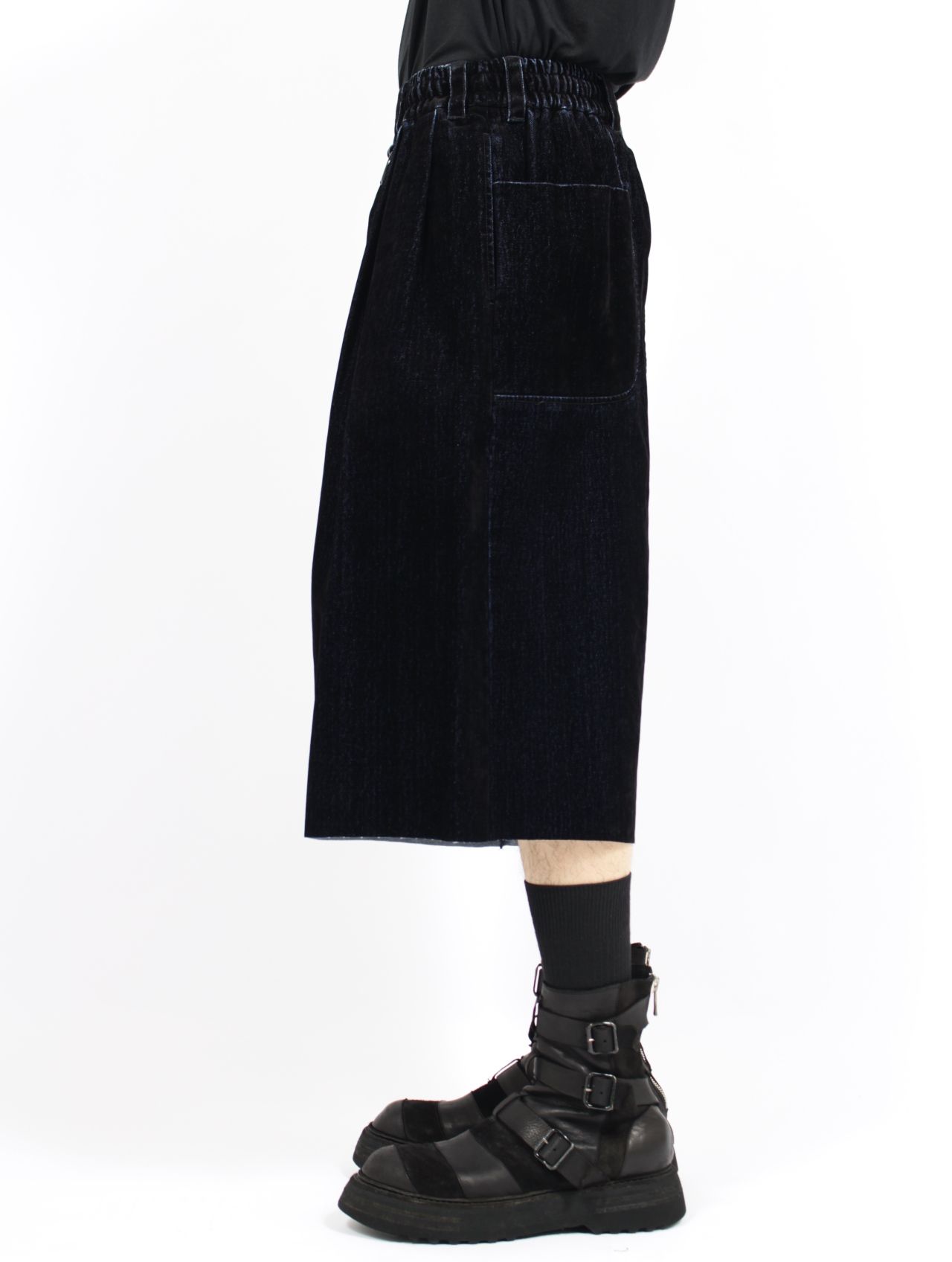 【26SS】 カバード デニム ショート トラウザー / COVERD DENIM SHORT TROUSERS / ブラック