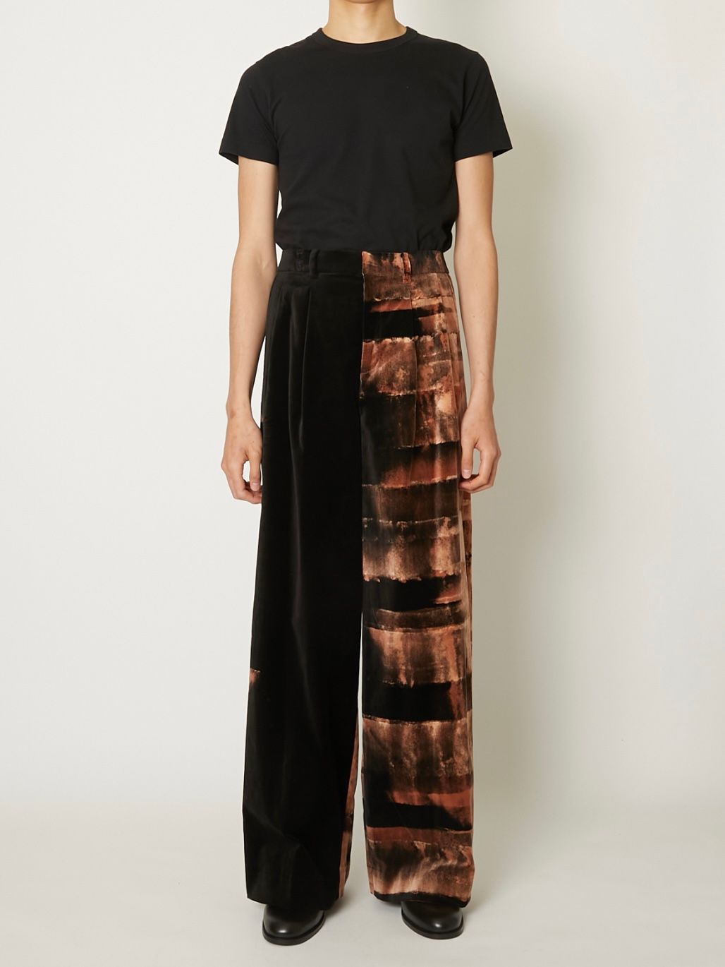 【26AW】ハンド ブリーチド ベルベット パンツ / HAND-BLEACHED VELVET PANTS / ブラック