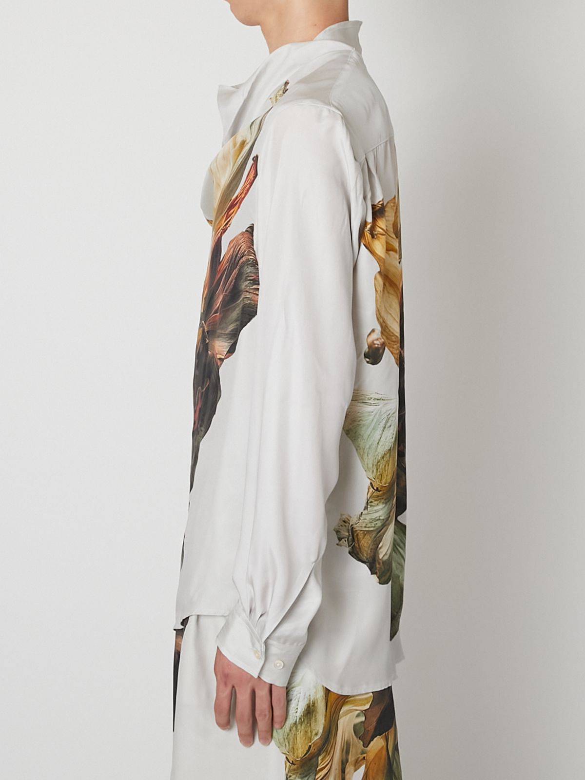 【27SS】ドレープド デザイン シルク シャツ 花柄 長袖シャツ  / DRAPED DESIGN SILK SHIRT / ベージュ
