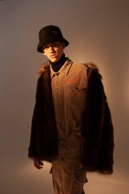 LOOK - 19