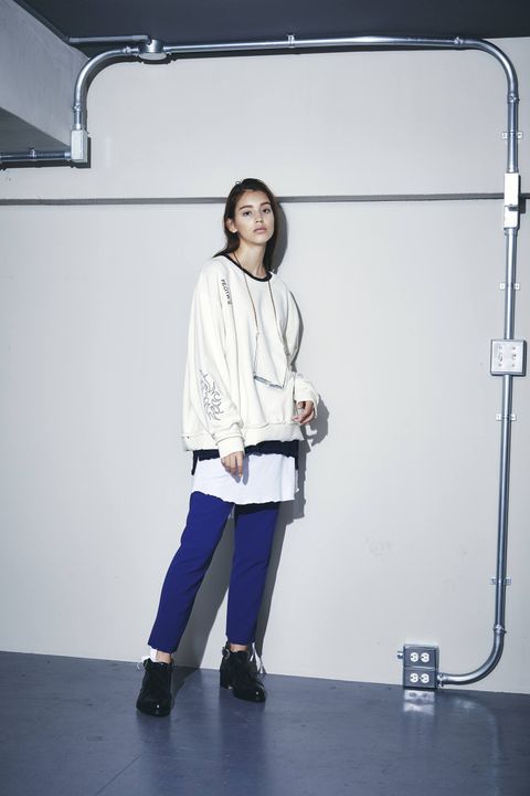 LOOK - 8