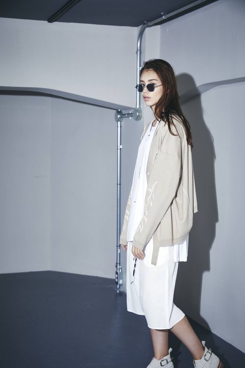 LOOK - 12