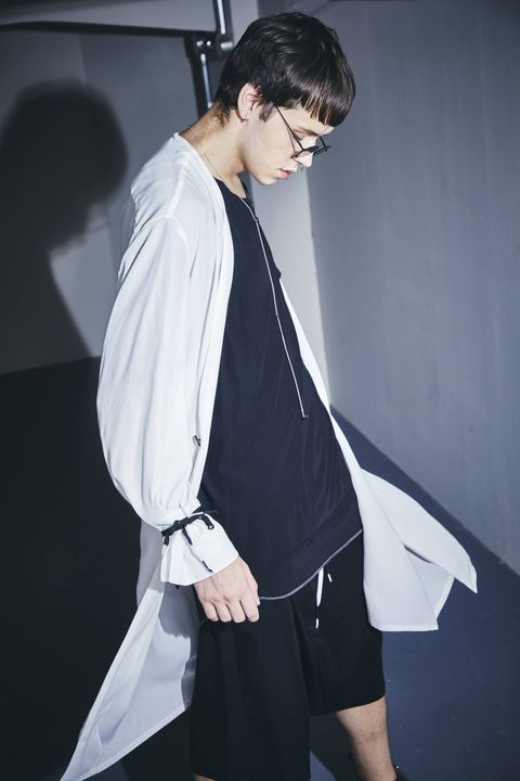 LOOK - 11