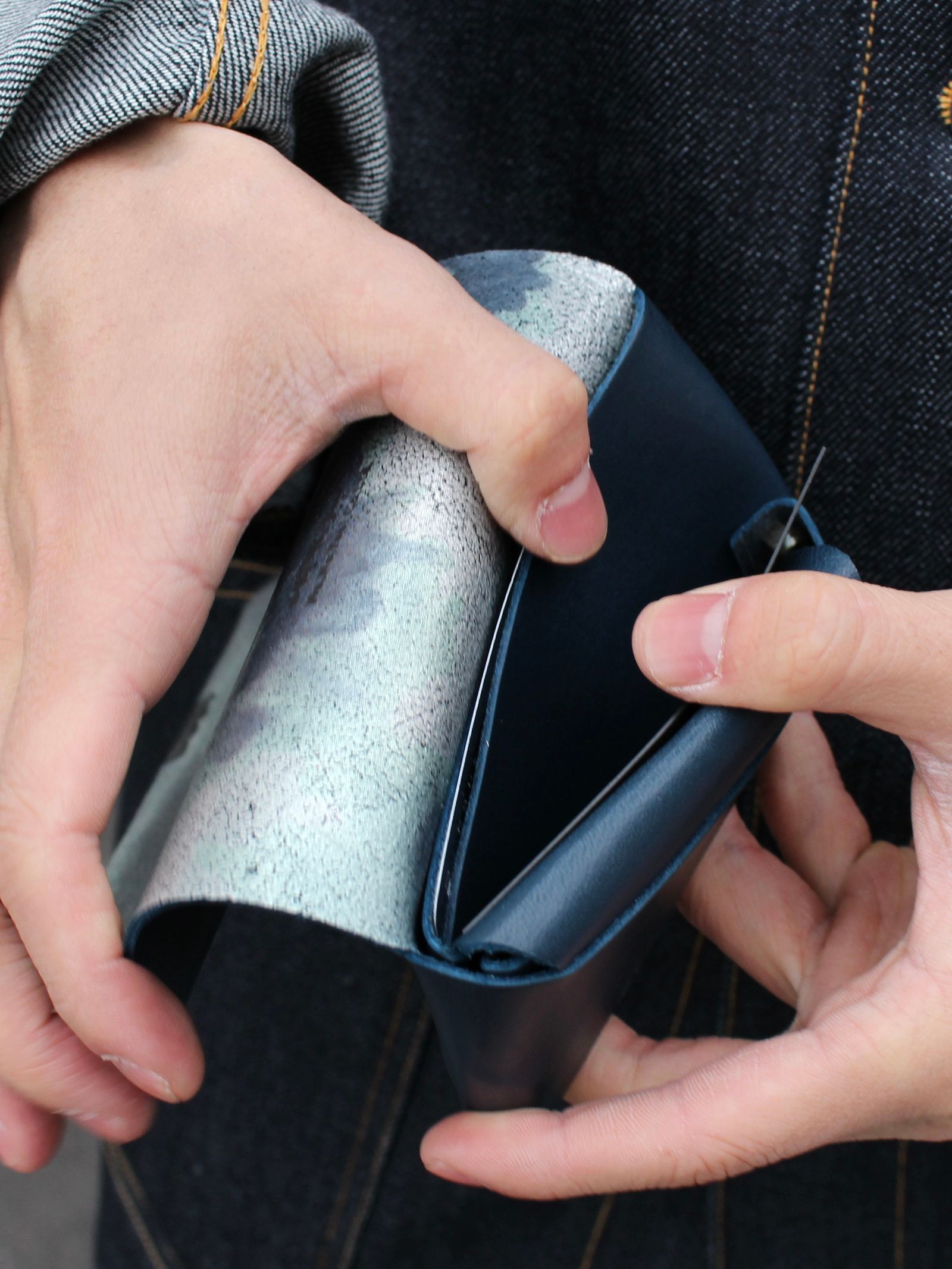 フローラル コインケース / COIN CASE / ネイビー × マルチ