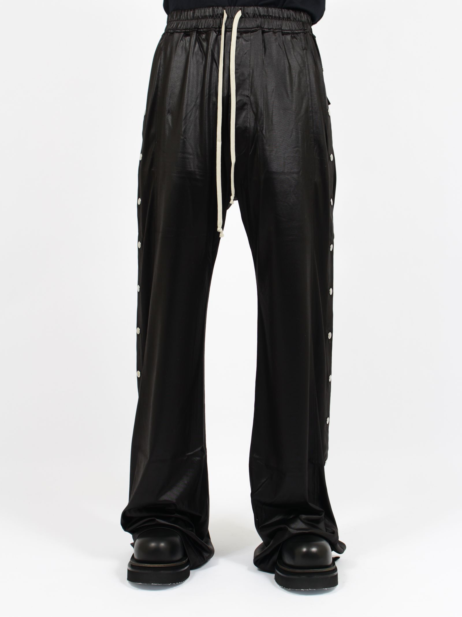 【26SS】サイドスナップボタン ワイド プッシャー パンツ / WIDE PUSHER PANTS / ブラック