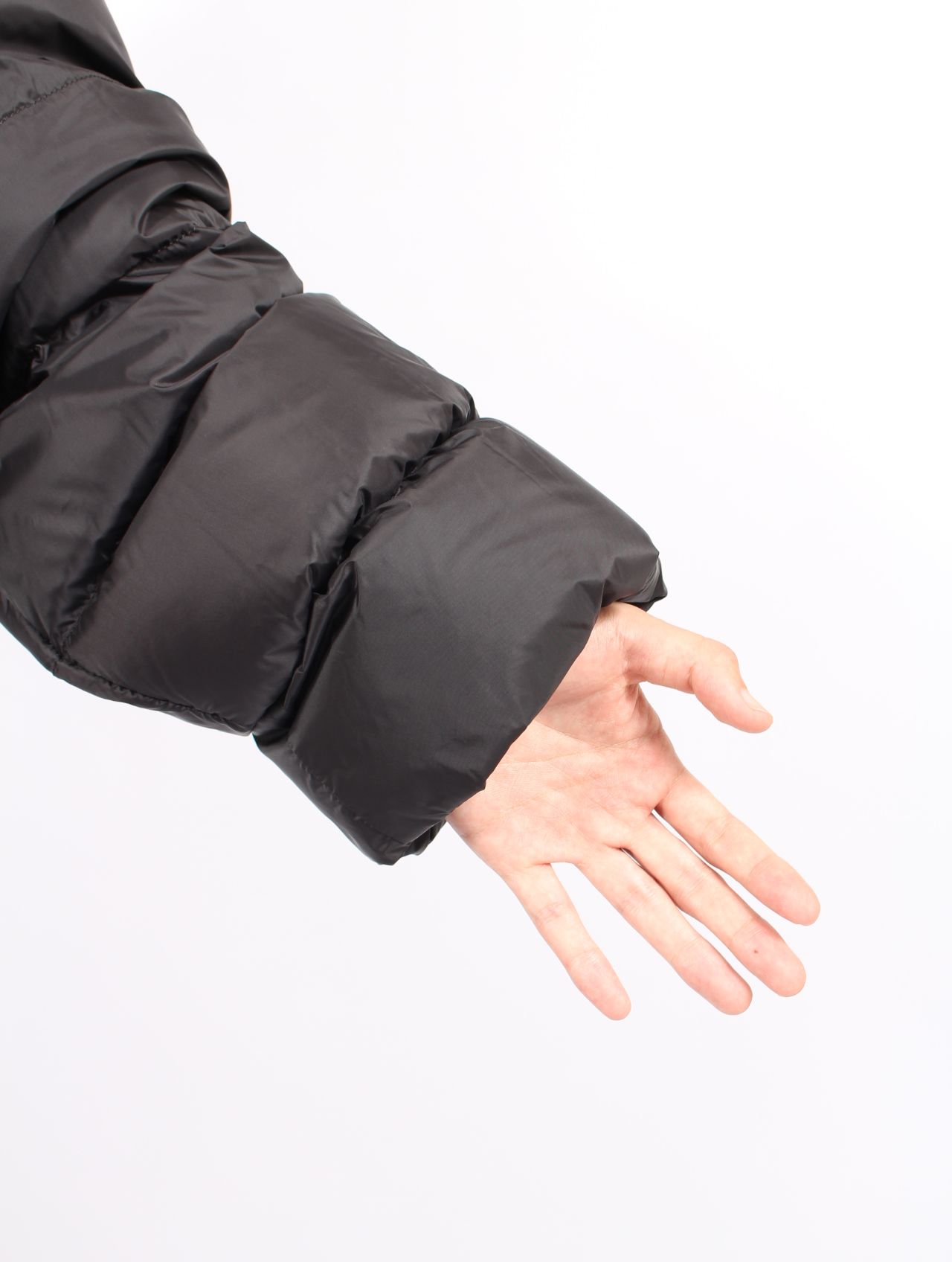 【25AW】フーデッド パファー ダウン ジャケット / HOODED JKT / ブラック