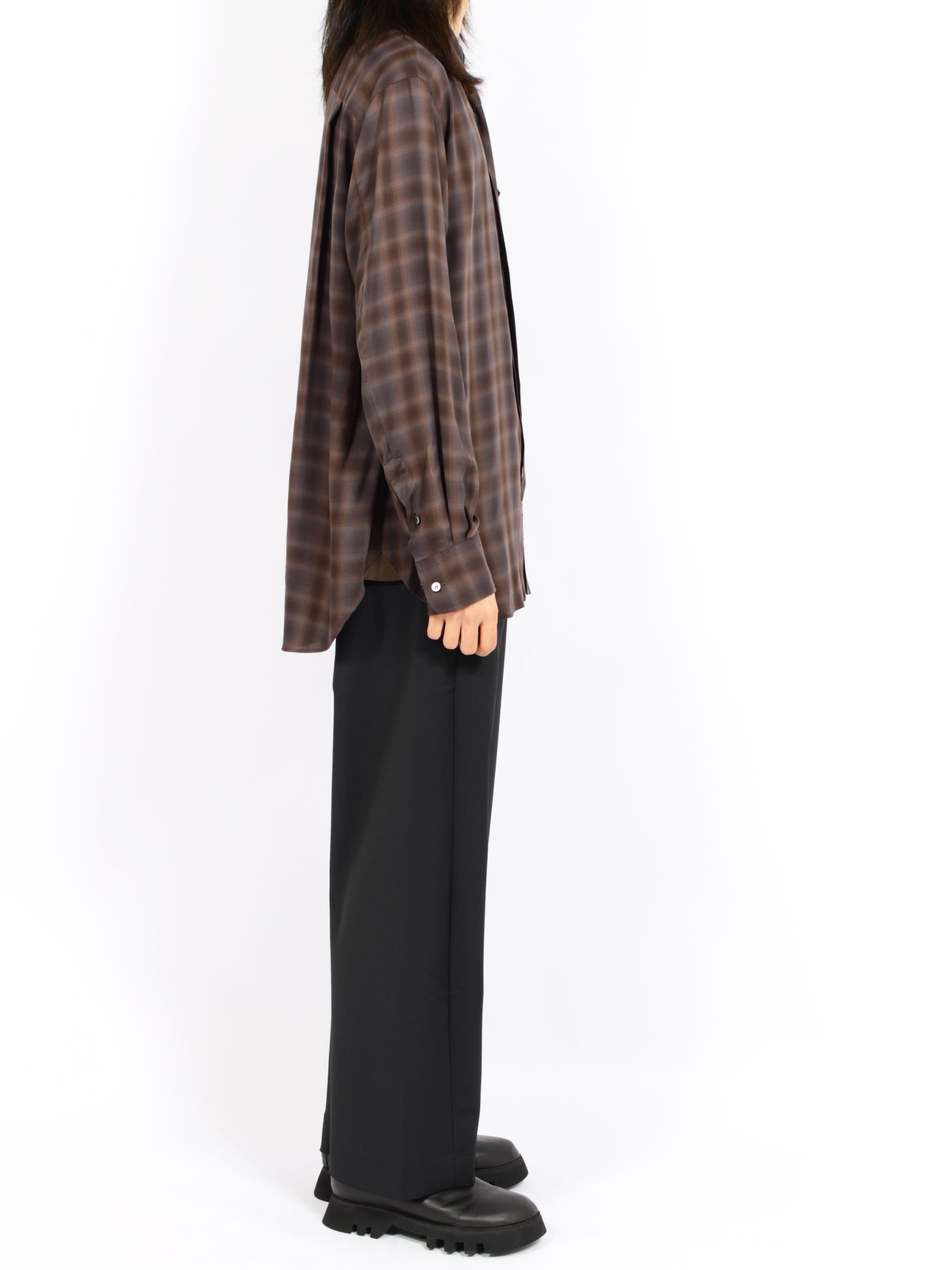 【26AW】 ネクタイ シャツ / NECKTIE SHIRT / ブラウン