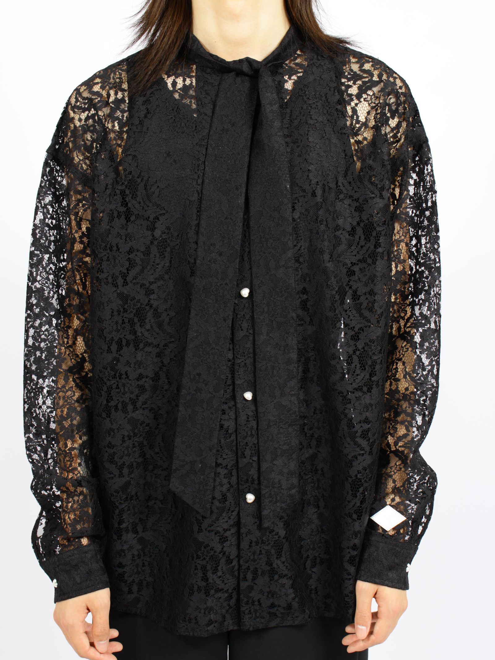 【26AW】フラワーレース ボウタイ シャツ 花柄レース 長袖シャツ / FLOWER LACE BOW TIE SHIRT / ブラック