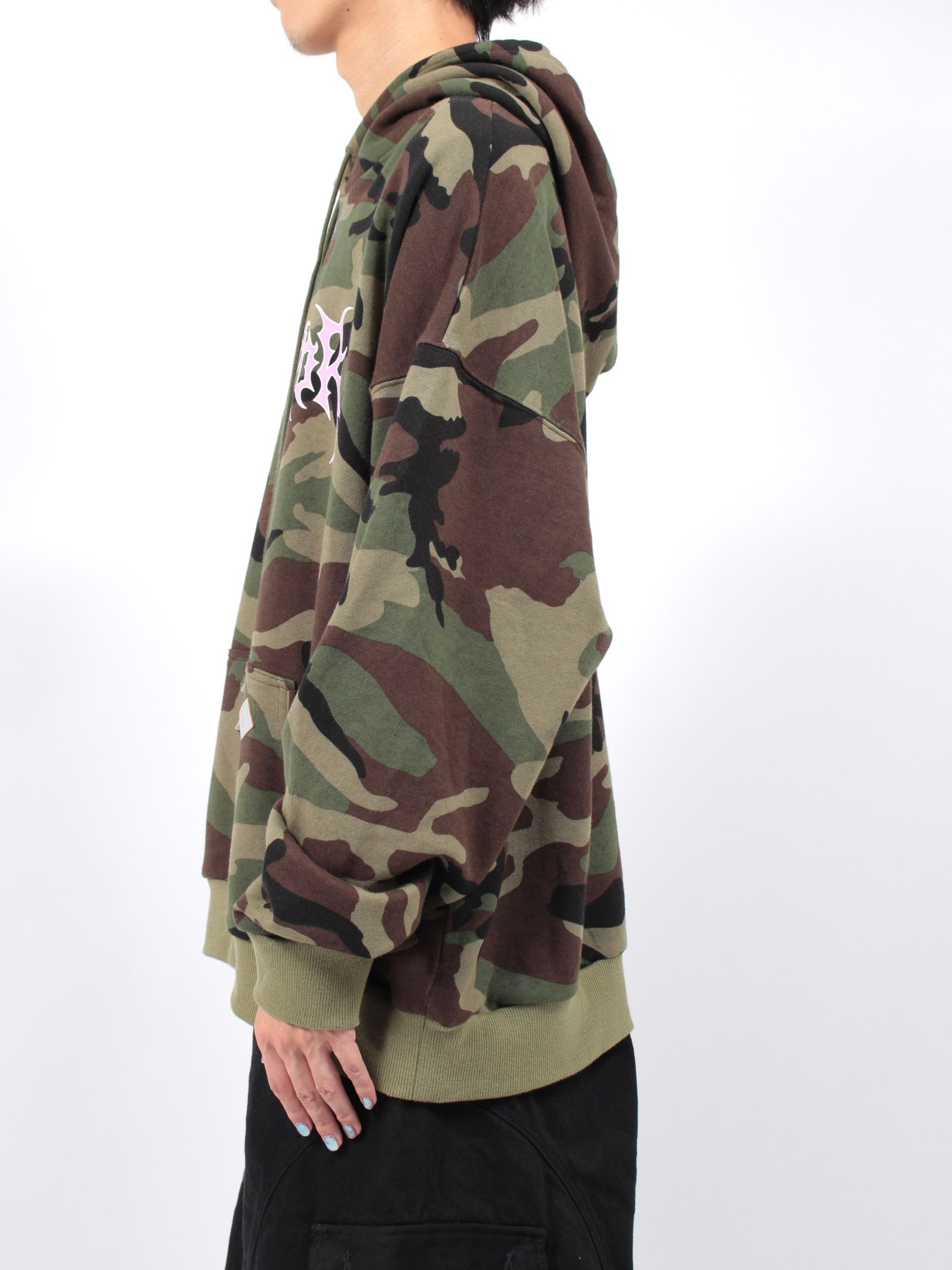 【24AW】カモフラージュ スウェット フーディー / CAMOUFLAGE HOODED SWEATER / オリーブ