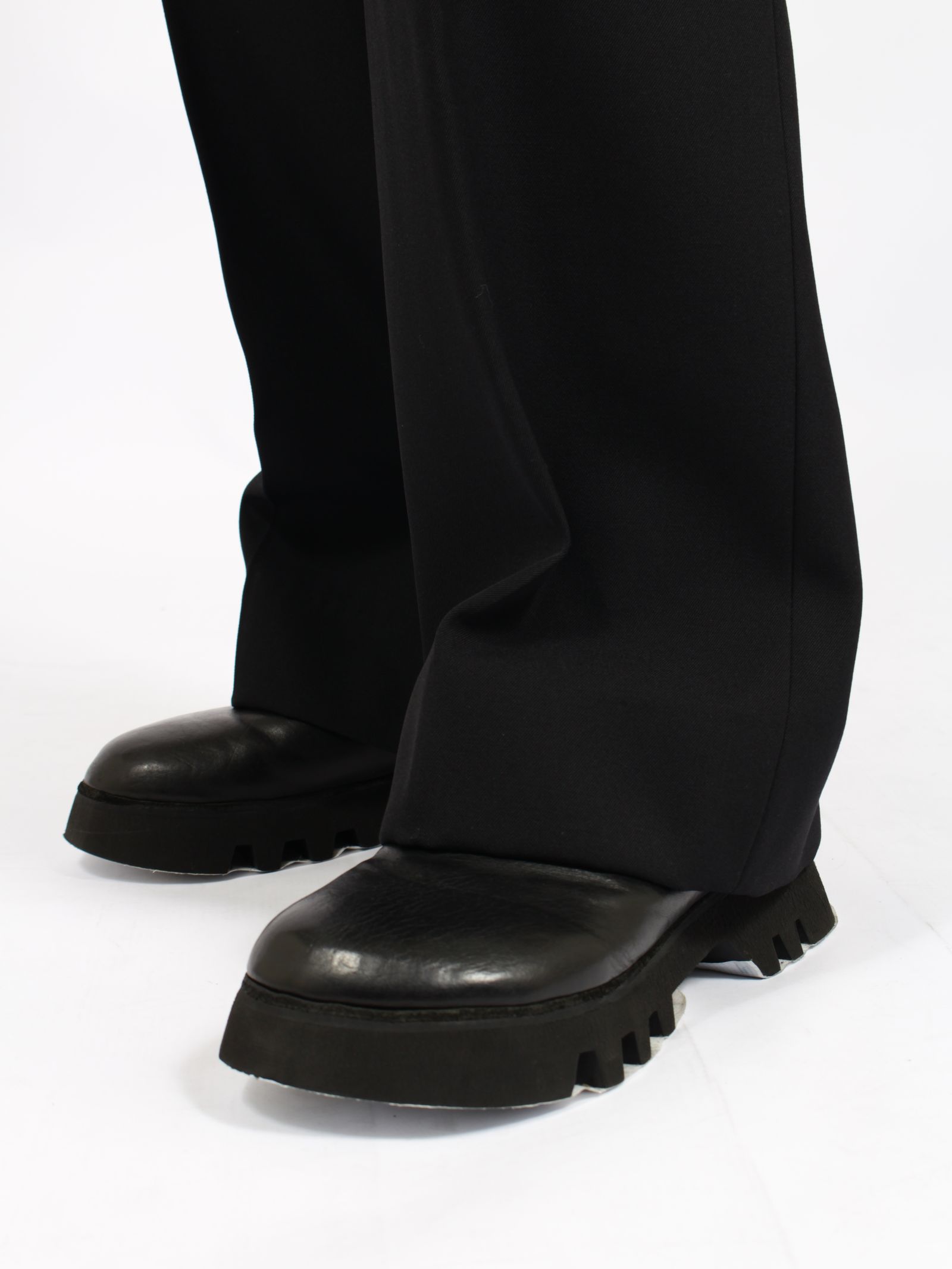 【26AW】ヘビー ウール ストレート イージー パンツ / HEAVY WOOL STRAIGHT EASY PANTS .16 / ブラック