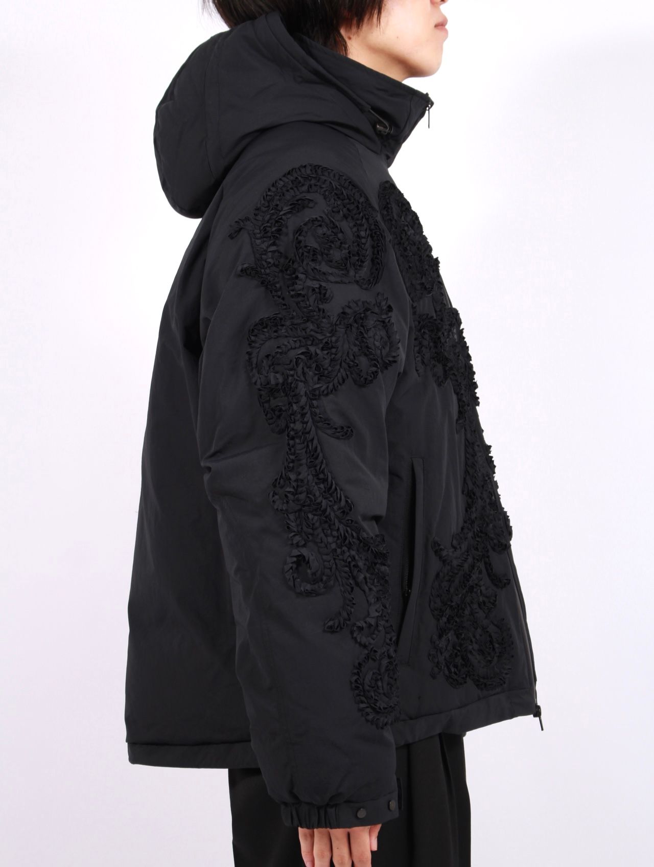 【25AW】ダウンジャケット 刺繍  / DOWN JACKET / ブラック