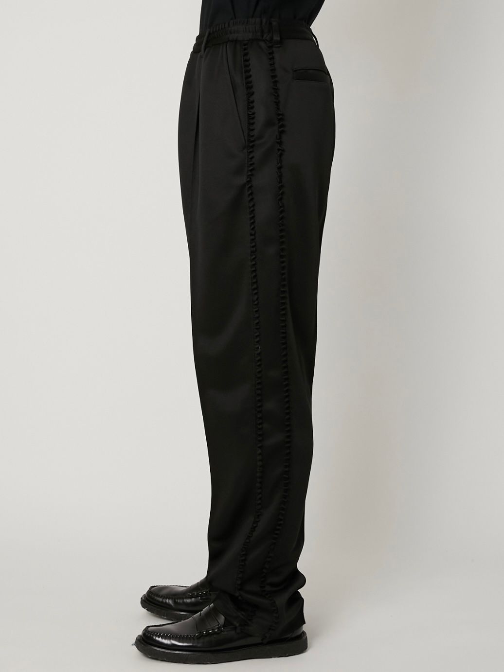 TAAKK - 【26SS】トラック パンツ / TRACK PANTS / ブラック | STORY