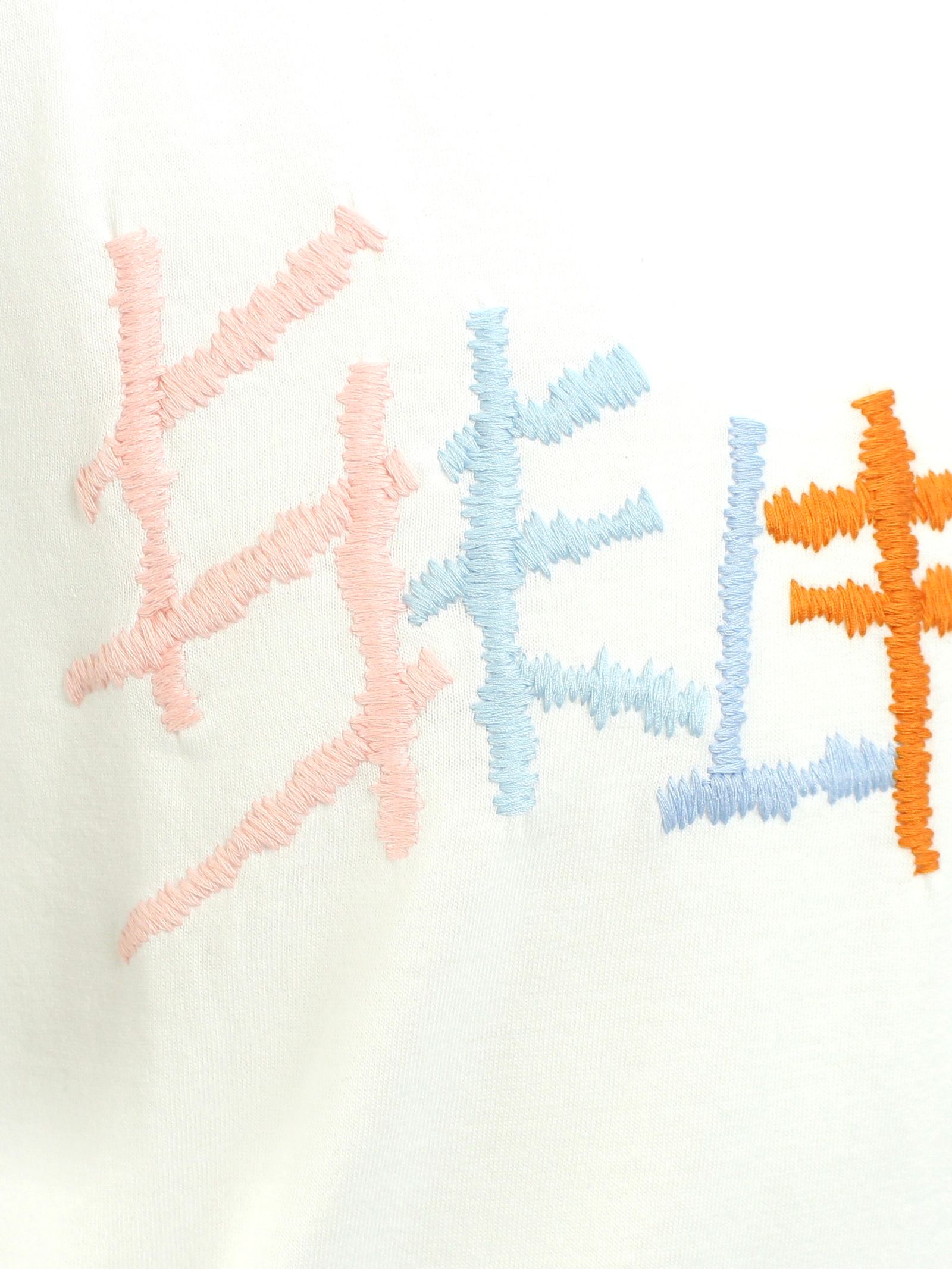 刺繍ロゴ Tシャツ / WHITE T-SHIRT WITH MULTICOLOR LOGO / ホワイト × マルチ