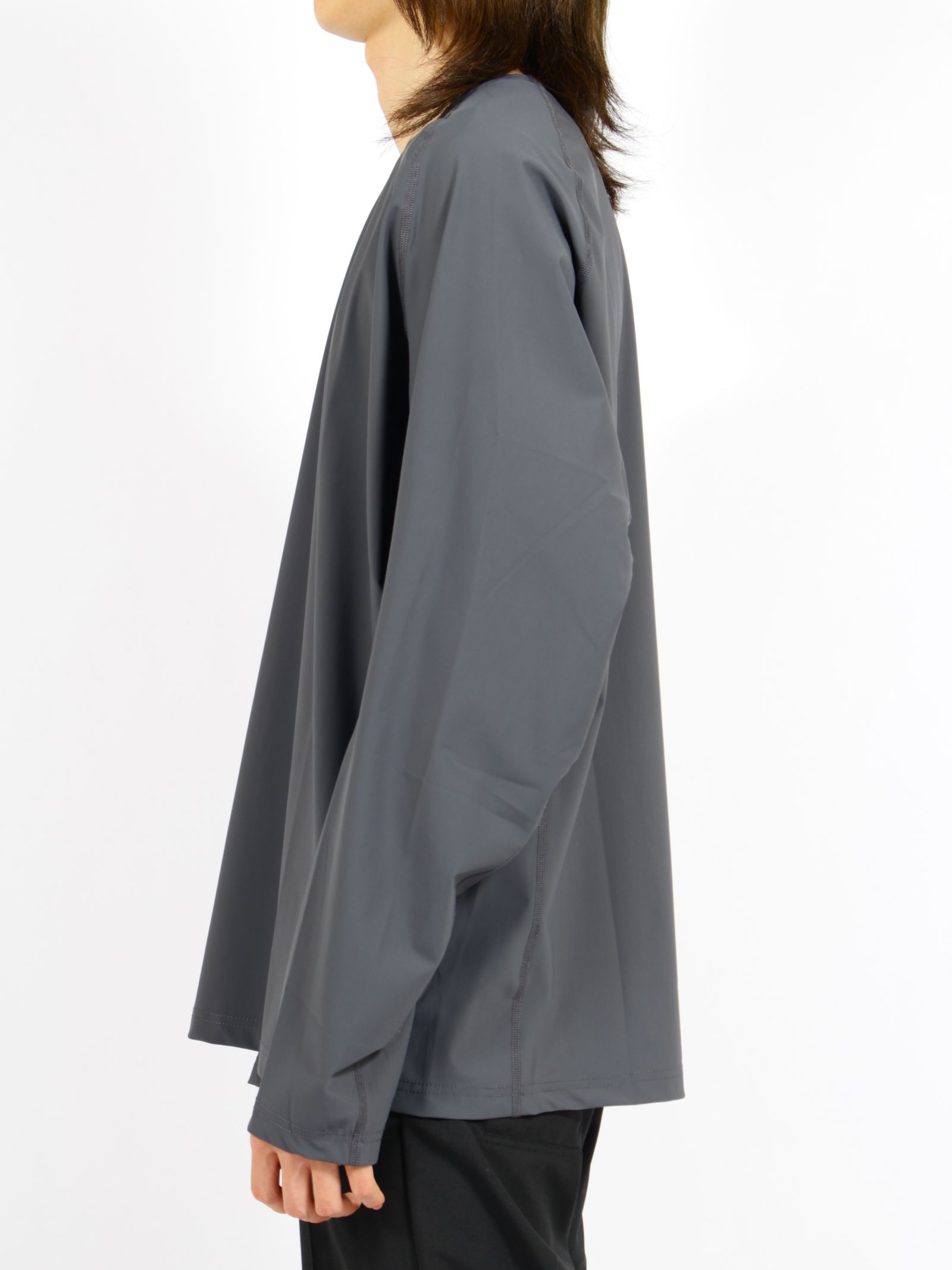 【26SS】ナイロン ロングスリーブ Tシャツ / LONG SLEEVE T-SHIRTS NYLON / ダークグレー