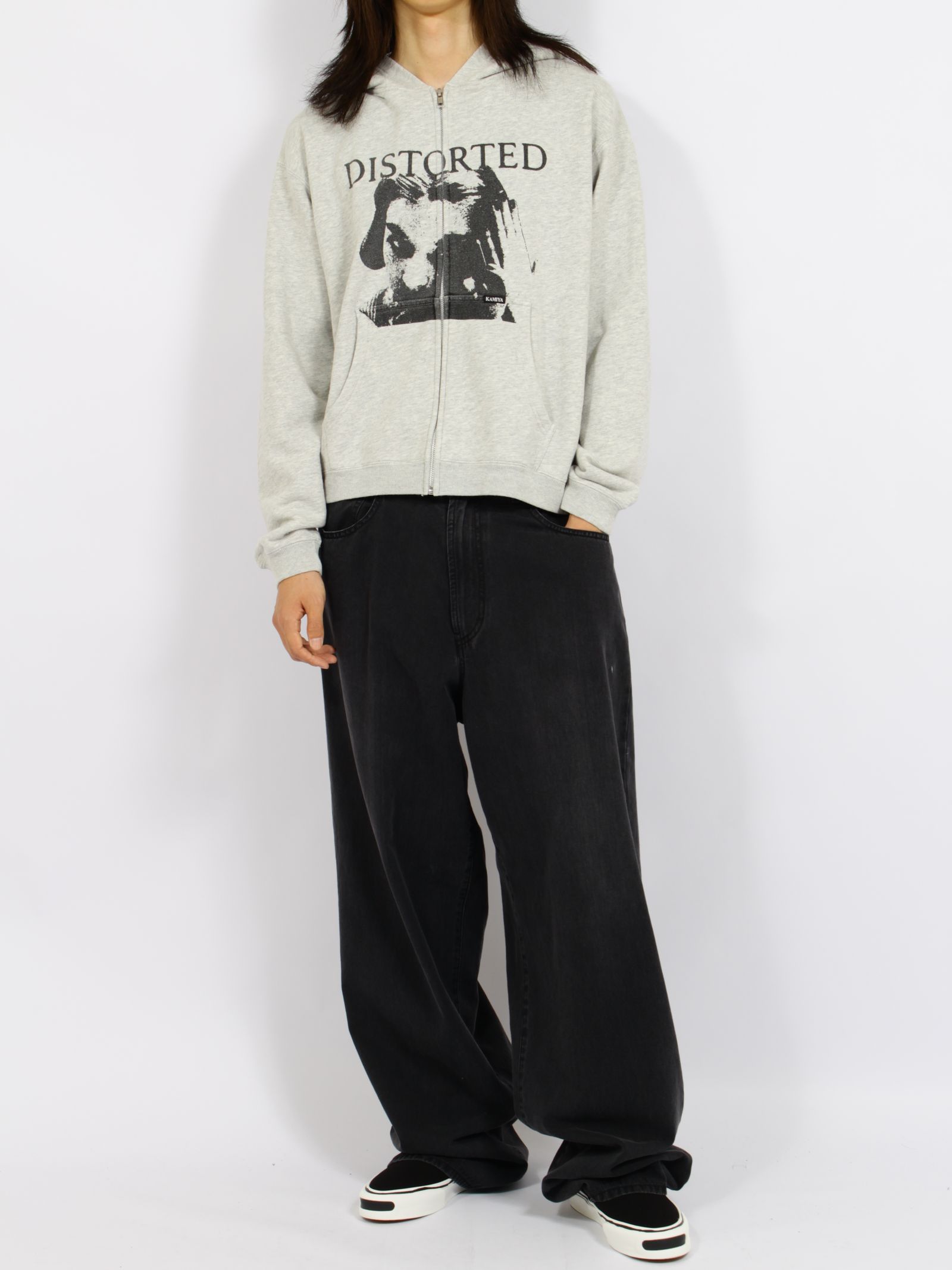 【26AW】ディストーテッド・ガール・ジップアップ・フーディ / "DISTORTED Girl" Zip-up Hoodie / グレー