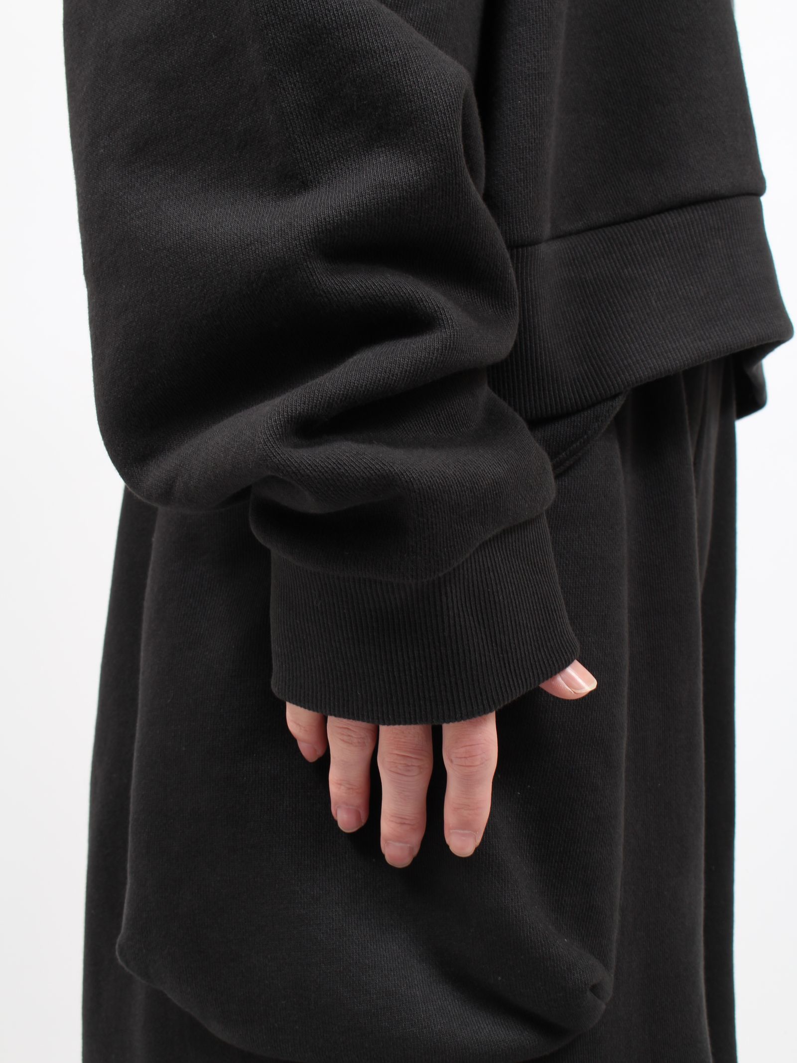 entire studios BOX CREW スウェット　SOOT M entire studios BOX CREW SWEAT PULLOVER (SOOT)の商品ページ