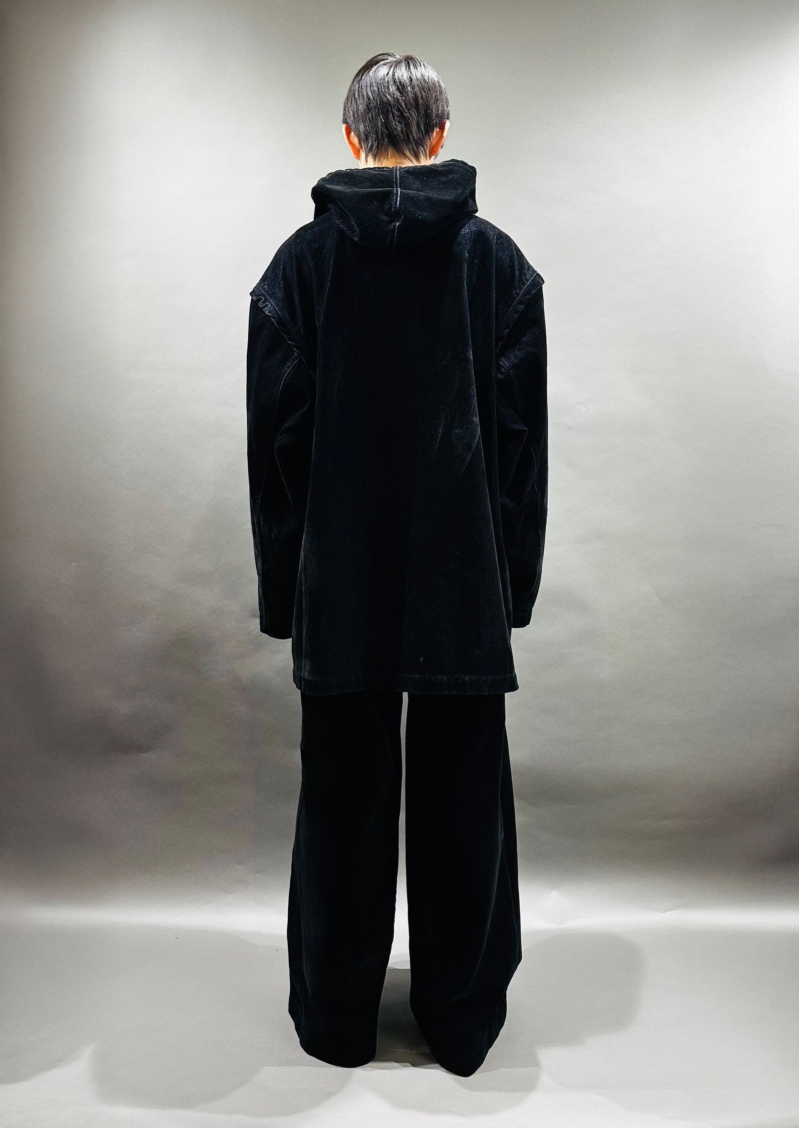 【25AW】フロッキー加工 カバード デニム フーディー コート / COVERED DENIM HOODIE - Coat / ブラック