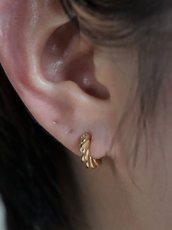 プレス イヤーカフ / PRESS EARCUFF (SMALL) GP / ゴールド