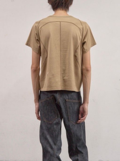 【26SS】 パネルド ハーフスリーブ Tシャツ / PANELLED HALF SLEEVE T-SHIRT / BEIGE (ベージュ)