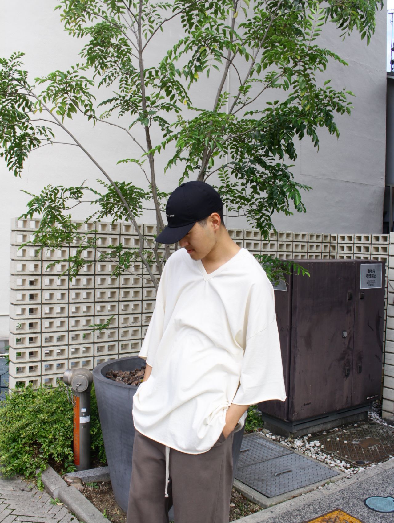 【25SS】Vネック トミー Tシャツ / V TOMMY T / ナチュラル