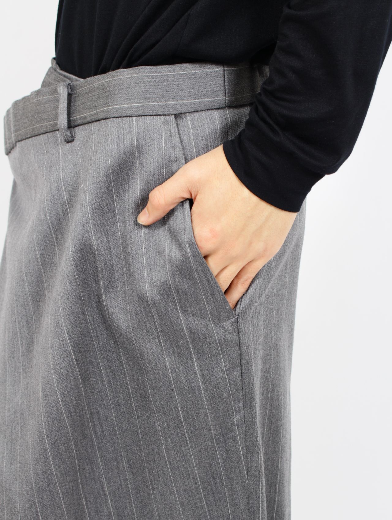 【26SS】ストライプ ラップ パンツ / WRAP PANTS / グレー