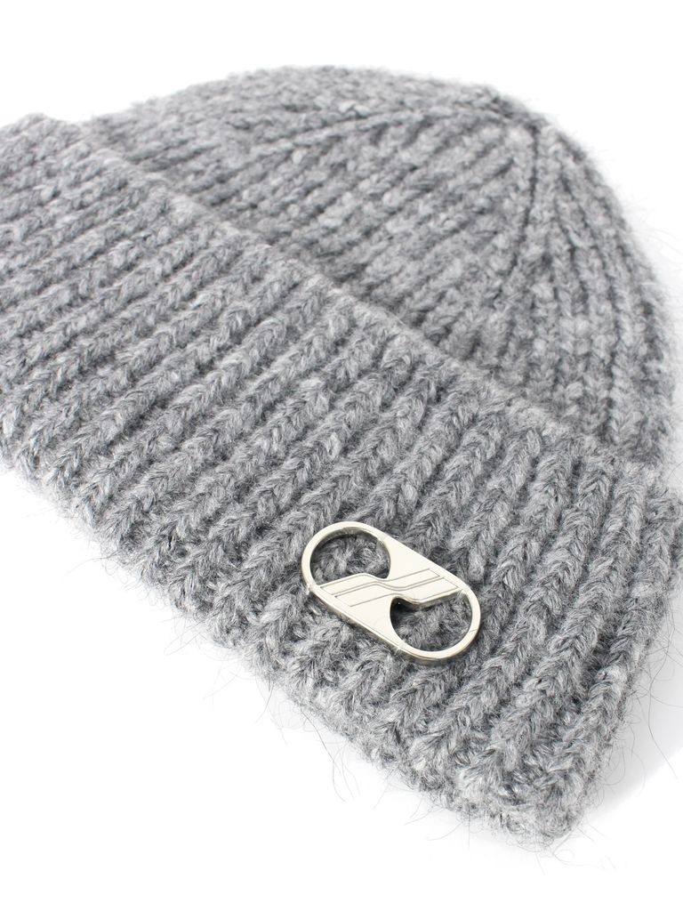 WE11DONE - 【23SS】メタルロゴ ニットキャップ / EMBROIDERED LOGO METAL SHORT BEANIE ...