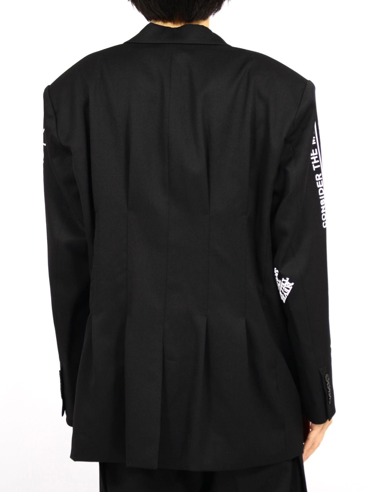 【25AW】"タトゥー" プリント テーラード ジャケット / "TATTOO" PRINTED TAILORED JACKET / ブラック