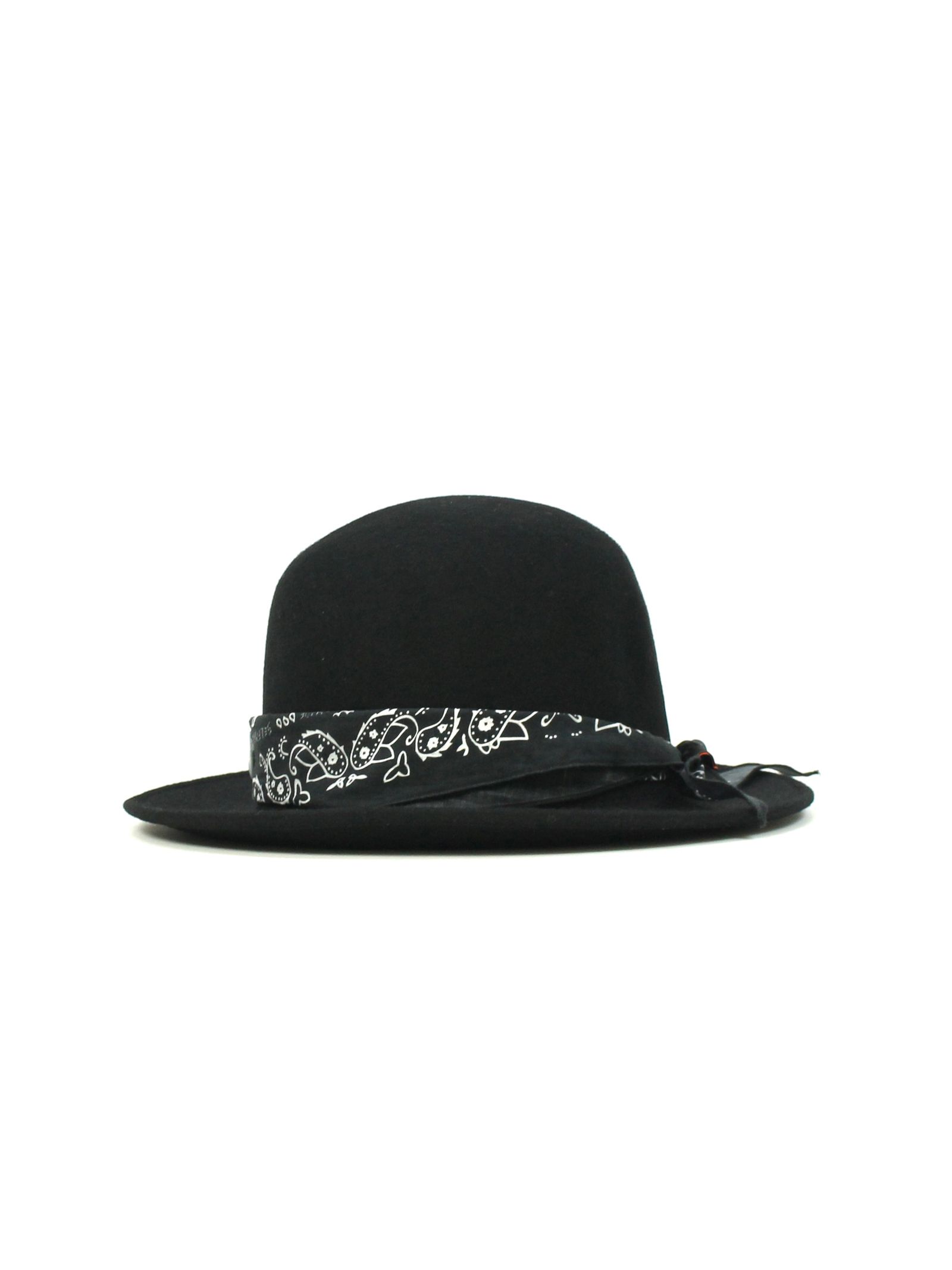 バンダナ&バッジ ハット / BLACK HAT WITH EMBROIDERY / ブラック